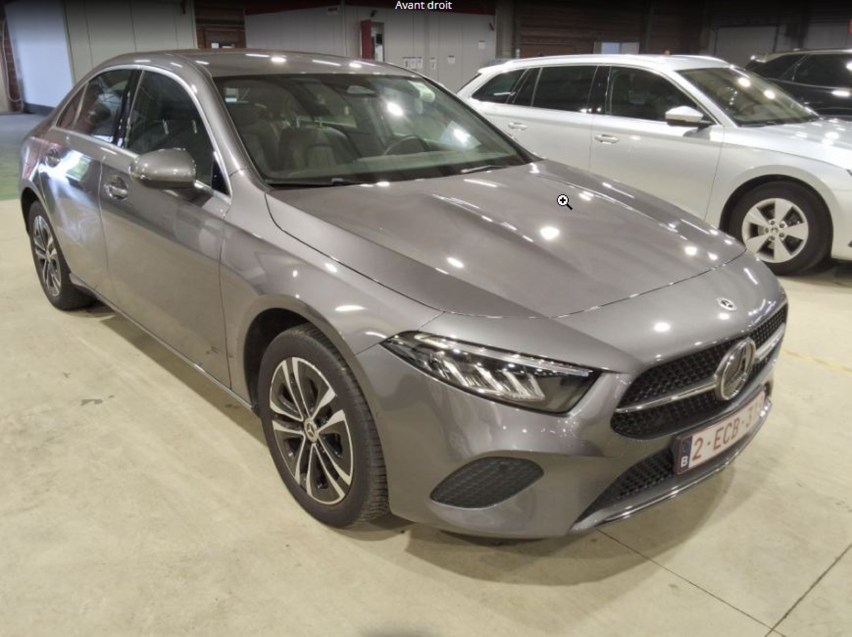 Mercedes-Benz A 250e Business Line - Hybrid - Automatic - 163 hp - 36.037 km