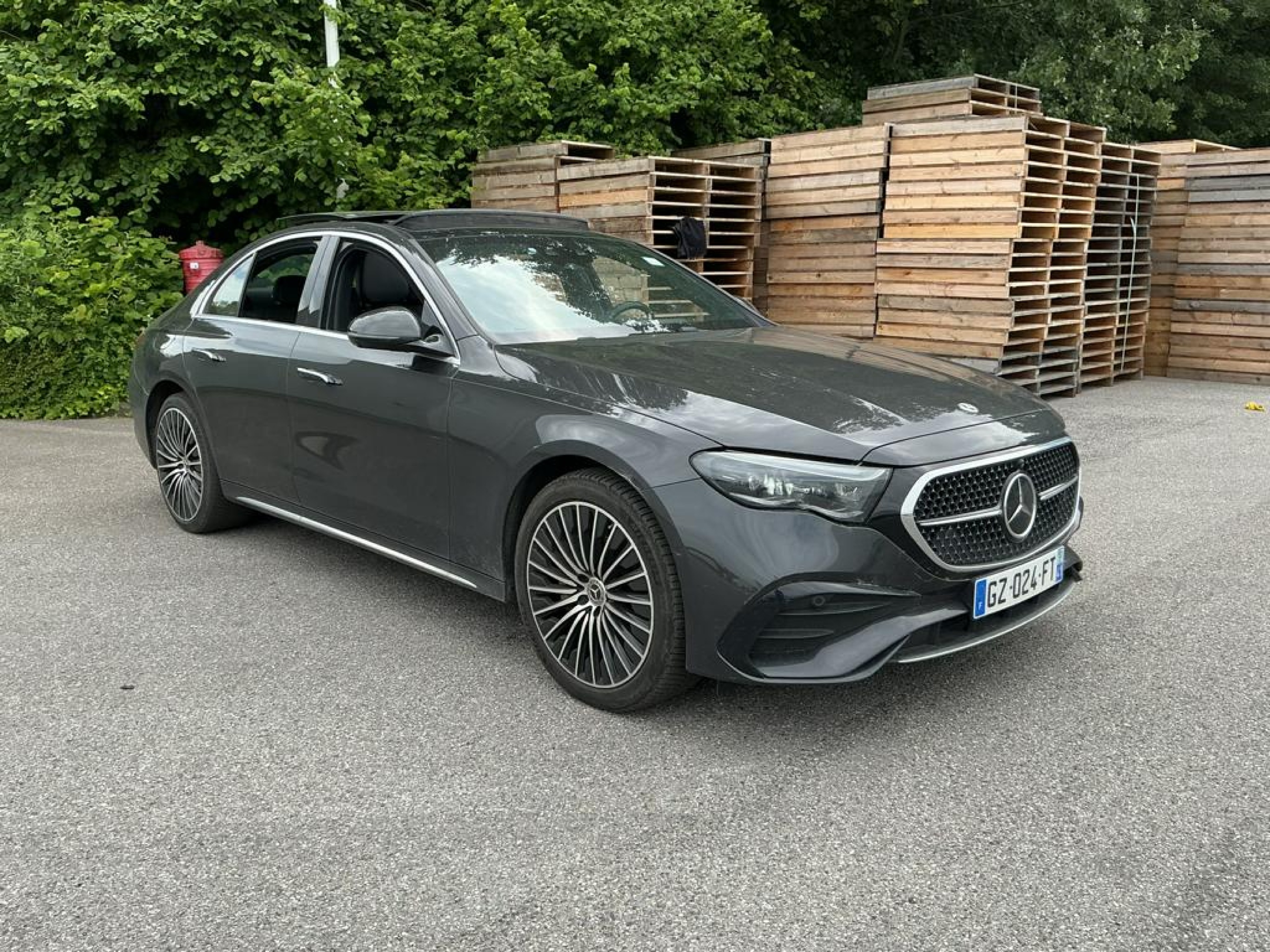 Mercedes-Benz E 400 AMG Line - 4-Matic - Hybrid - Automatic - 252 hp - 81.912 km
