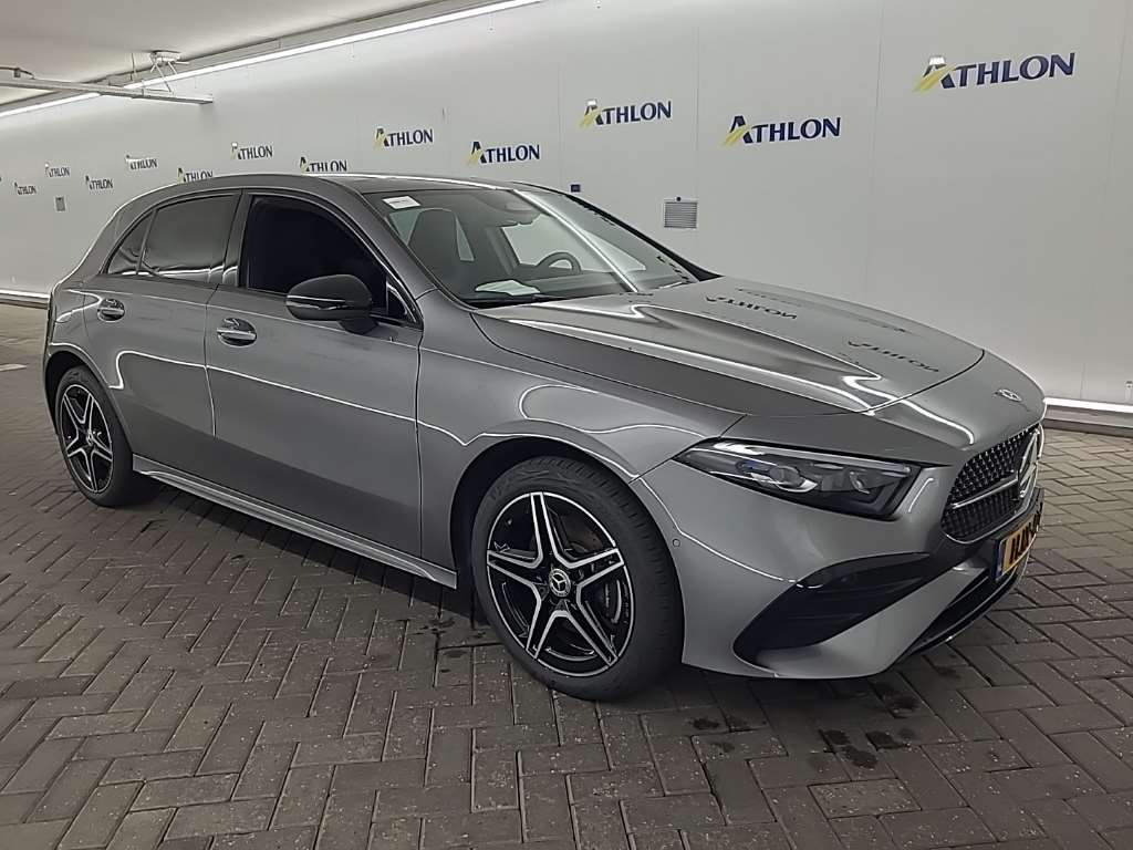 Mercedes-Benz A 250e - Hybrid - Automatic - 163 hp - 40.669 km