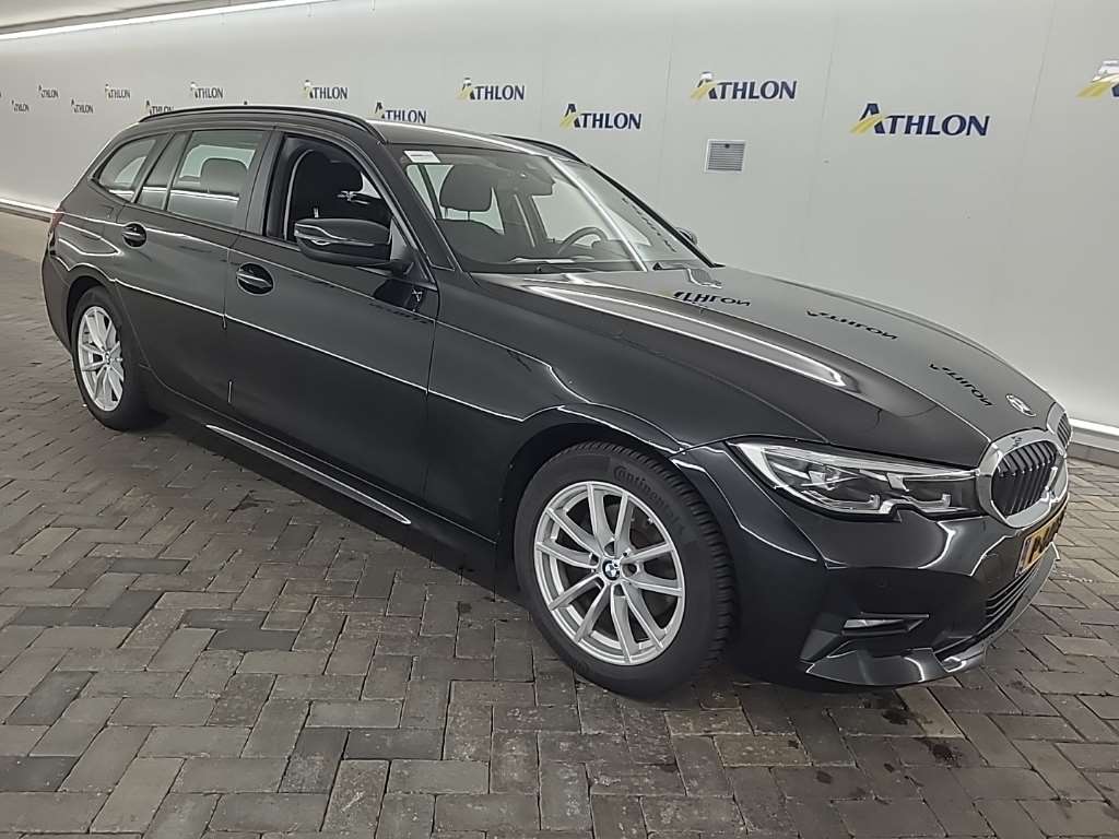 BMW 3 Series Touring 320i Business - Petrol - Automatic - 184 hp - 93.593 km