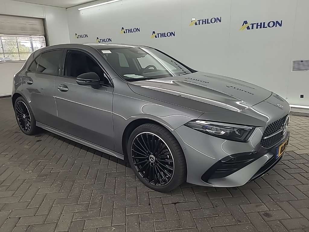 Mercedes-Benz A 250e AMG Line - Hybrid - Automatic - 163 hp - 42.497 km