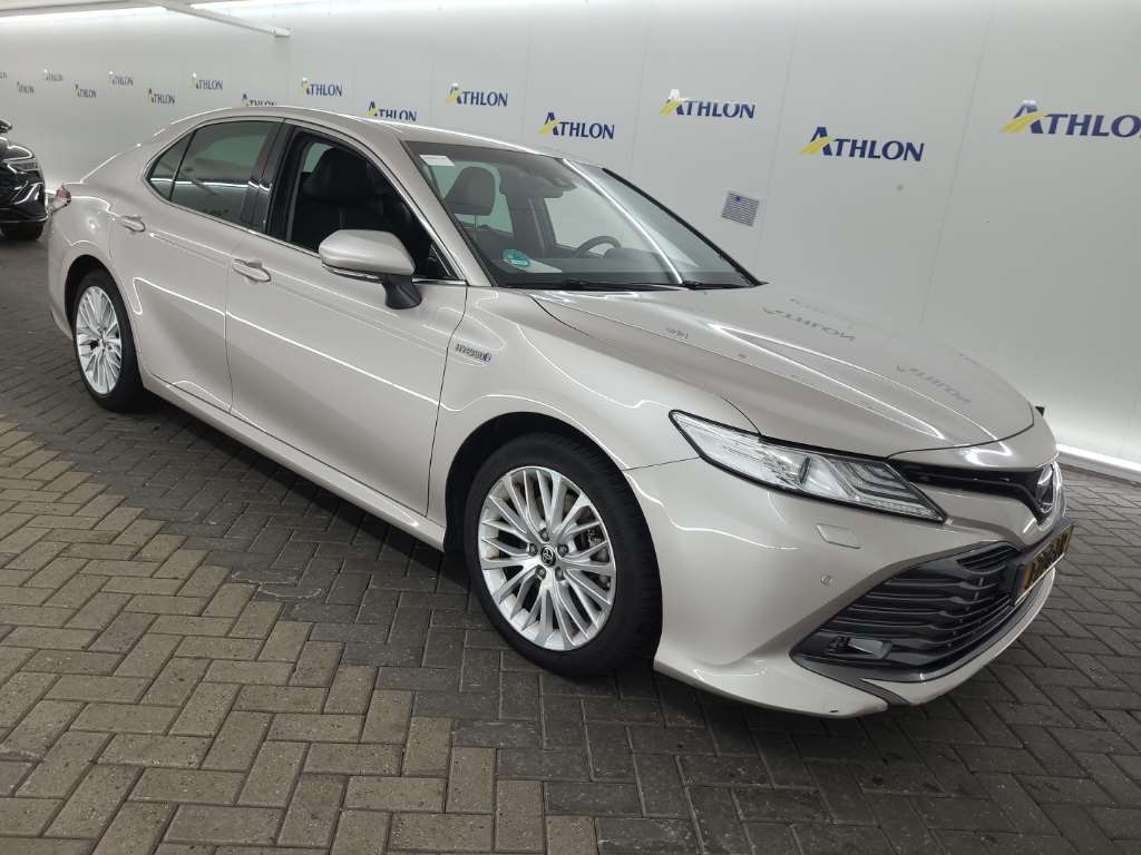 Toyota Camry 2.5 Business - Hybrid - Automatic - 178 hp - 67.179 km