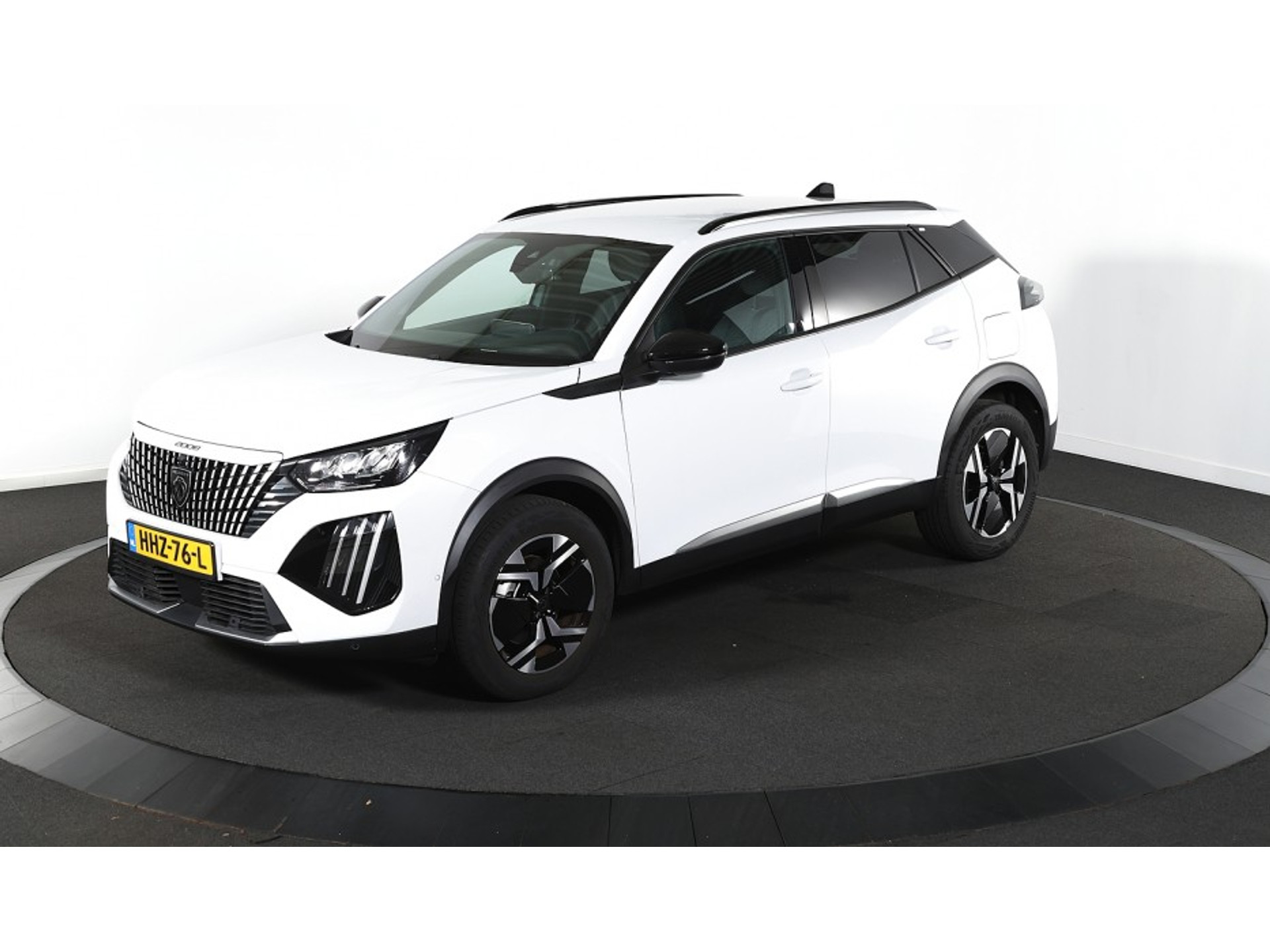 Peugeot 2008 1.2 Allure - Petrol - Automatic - 136 hp - 25.831 km
