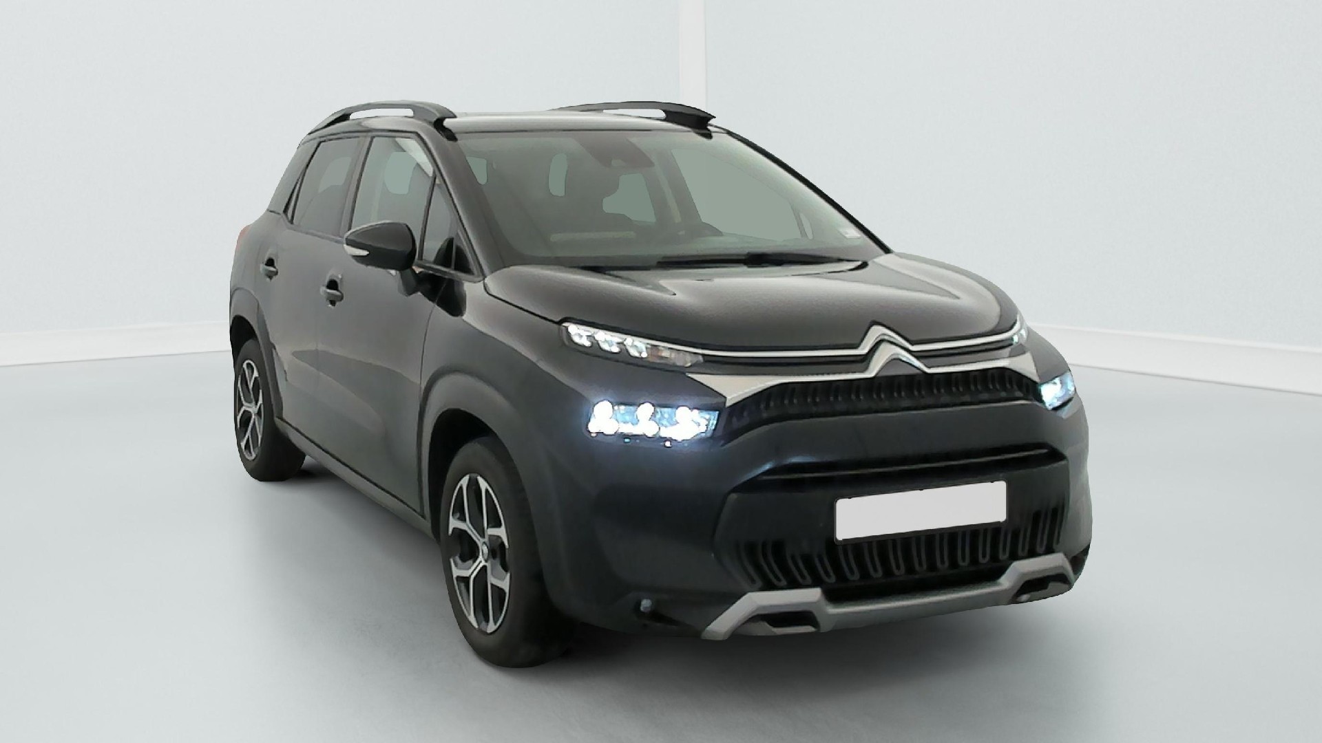 Citroën C3 Aircross 1.2 Shine - Petrol - Manual - 111 hp - 9.055 km