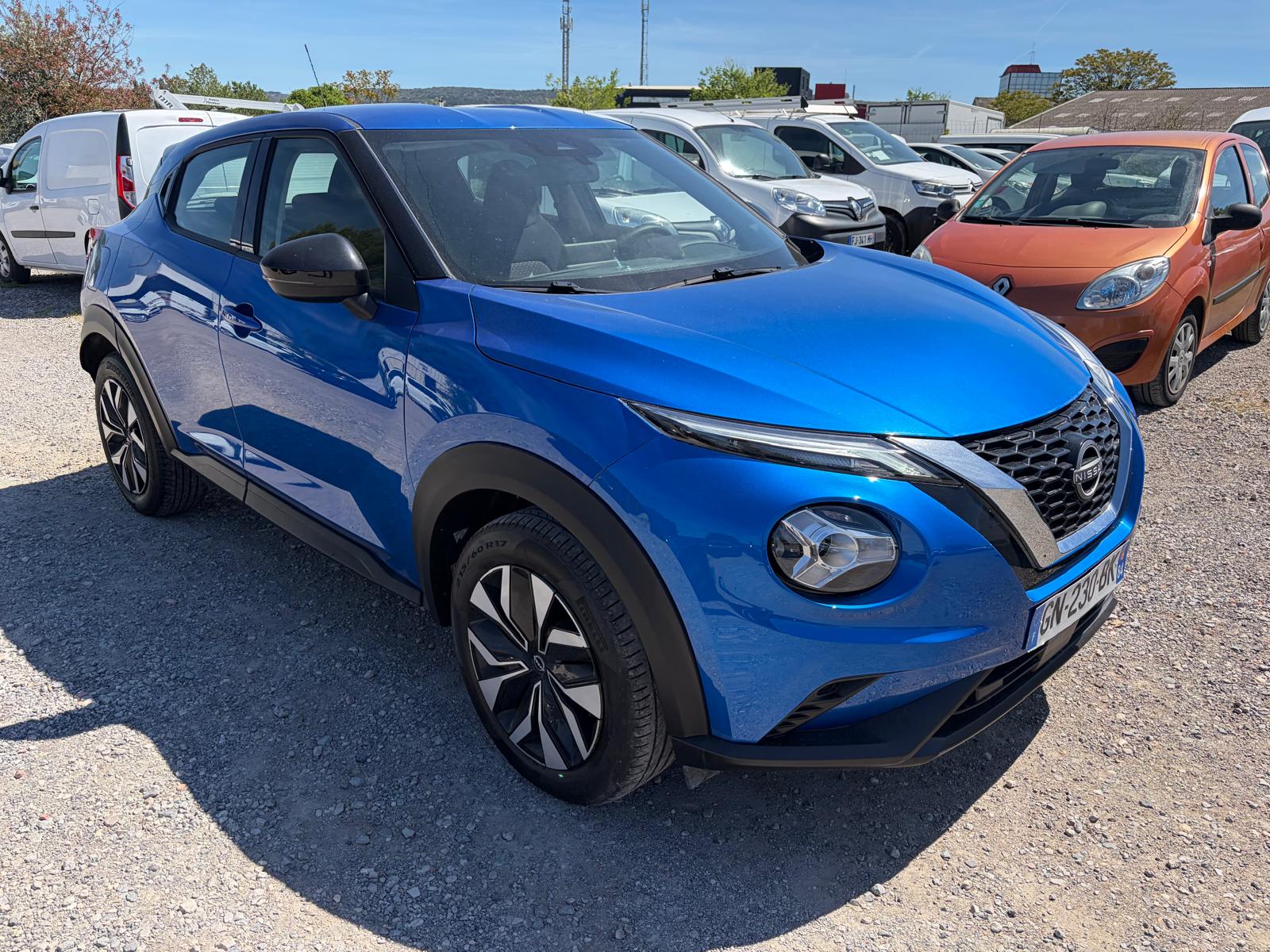 Nissan Juke 1.0 DIG-T Business - Petrol - Automatic - 114 hp - 29.699 km