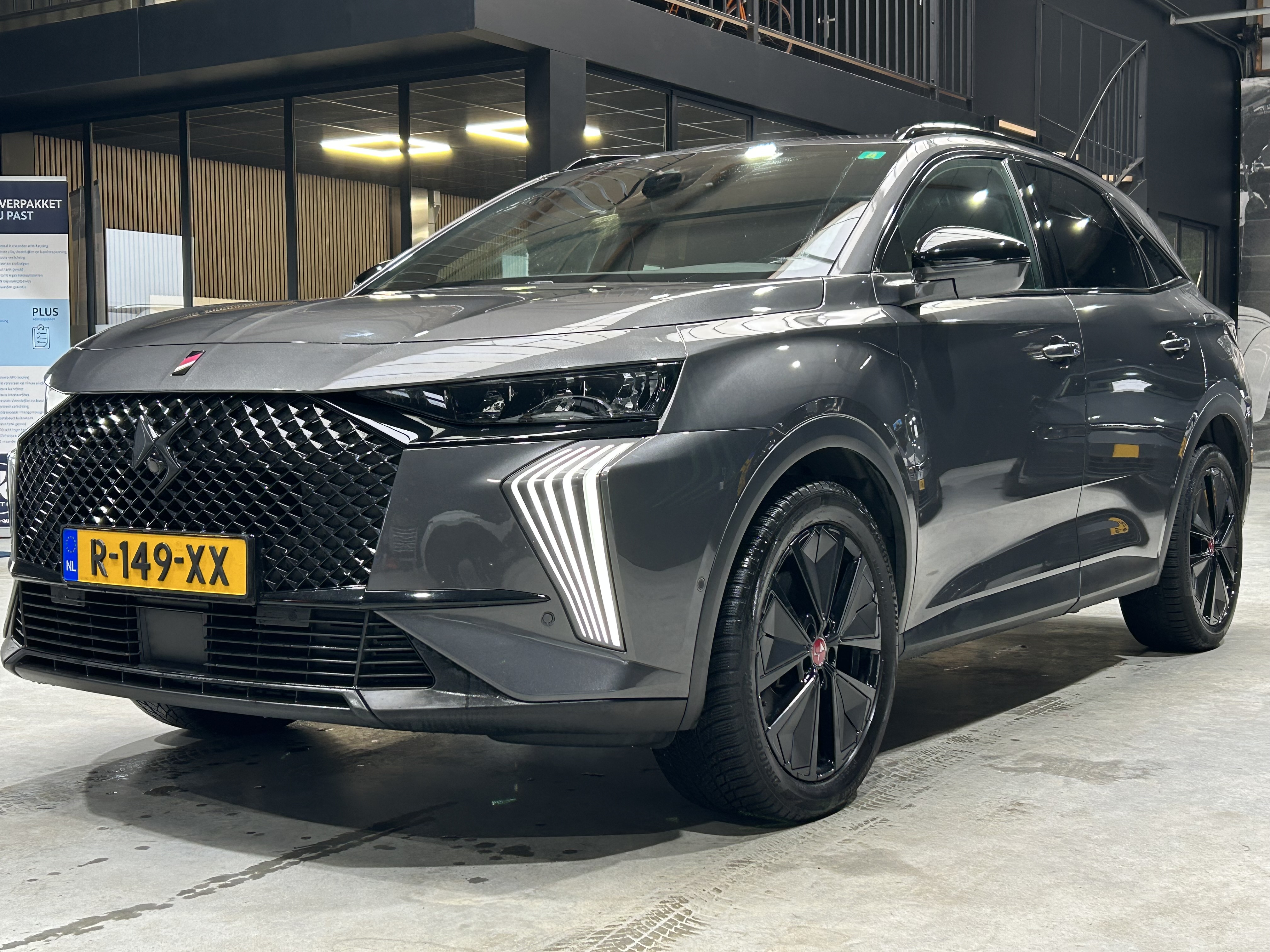 DS DS7 Crossback 1.6 E-TENSE Performance Line - Hybrid - Automatic - 180 hp - 167.554 km