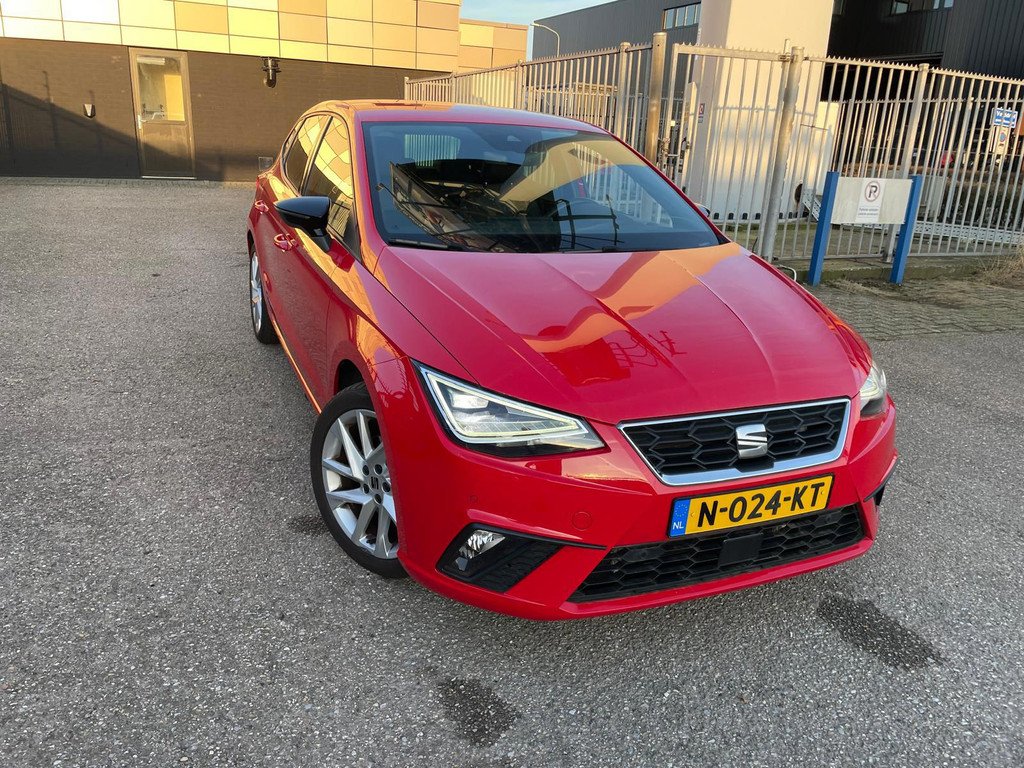 Seat Ibiza 1.0 TSI FR Business Intense - Petrol - Automatic - 110 hp - 81.265 km