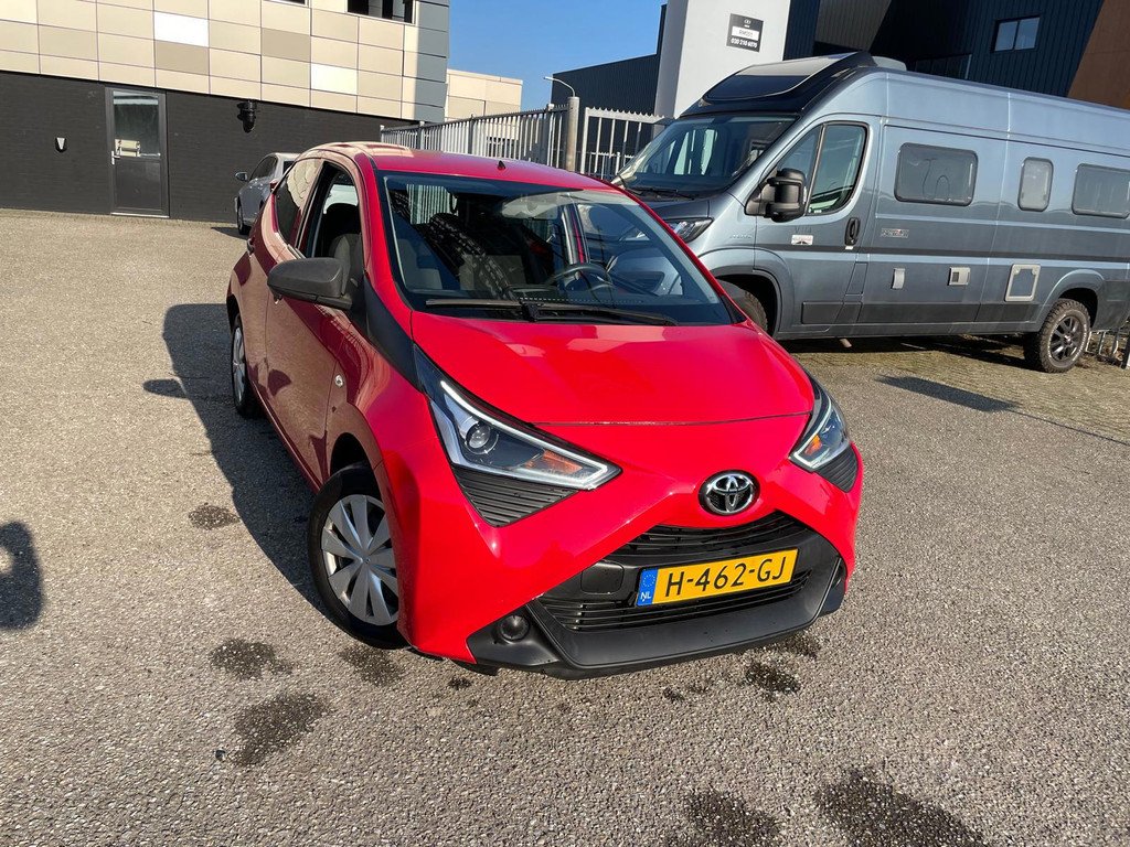 Toyota Aygo 1.0 VVT-i X-Fun - Petrol - Manual - 72 hp - 24.579 km