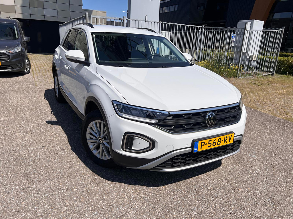 Volkswagen T-ROC 1.0 TSI Life - Petrol - Manual - 110 hp - 65.509 km