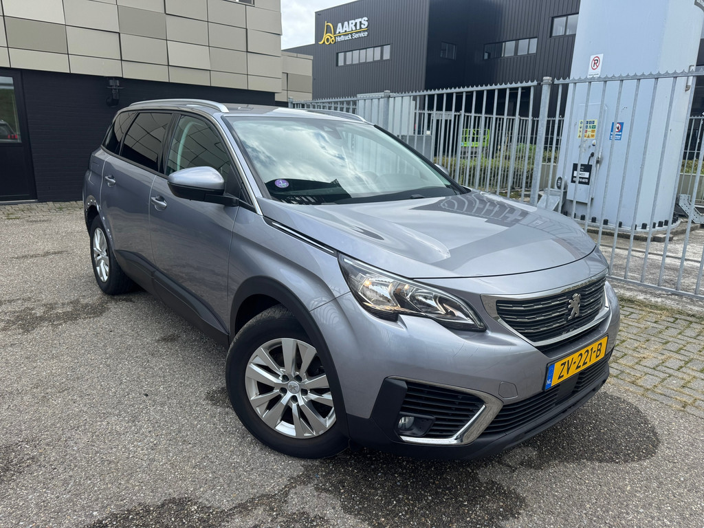 Peugeot 5008 1.2i Allure - Petrol - Manual - 131 hp - 127.240 km