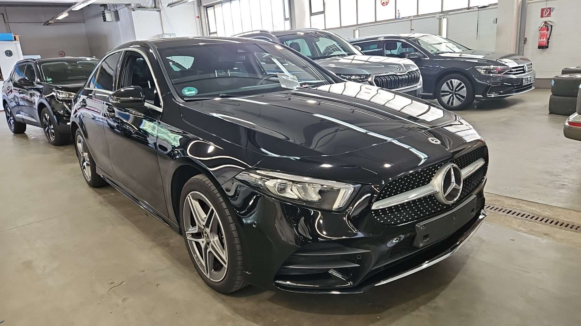 Mercedes-Benz A 250e AMG Line - Hybrid - Automatic - 160 hp - 71.396 km