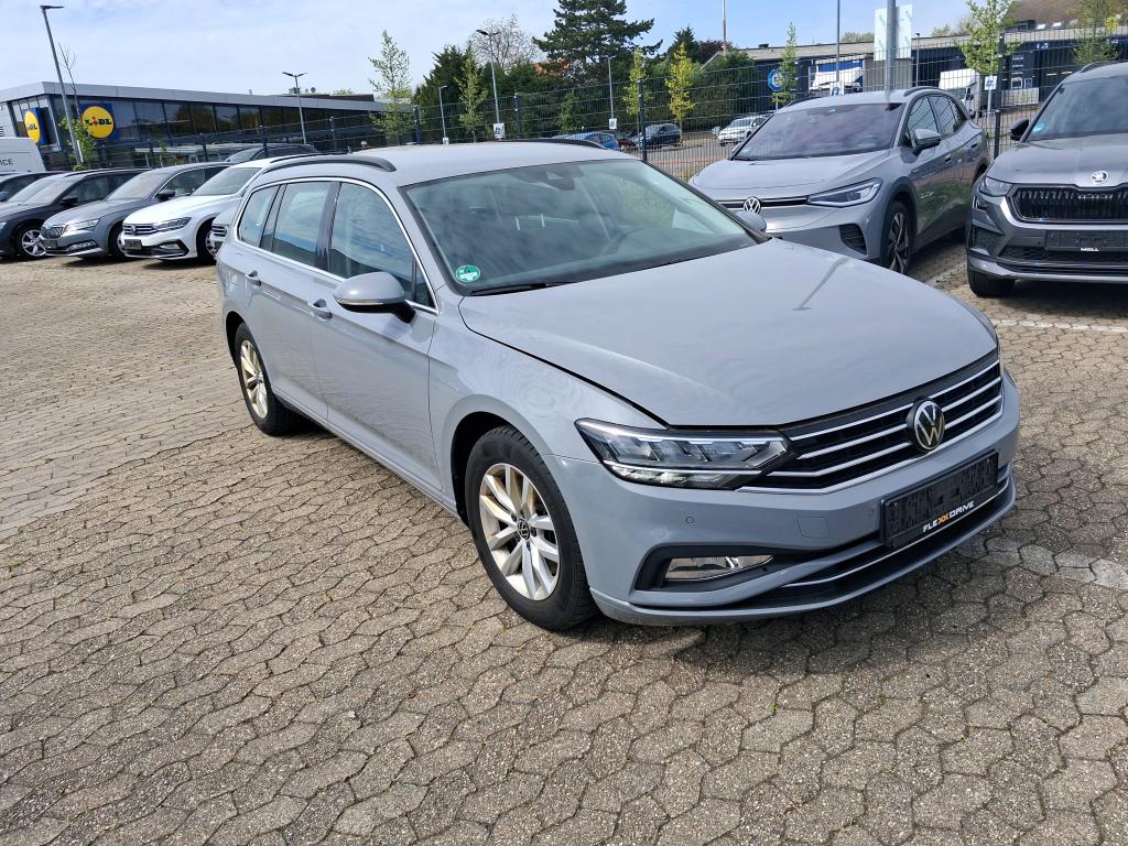 Volkswagen Passat Variant 2.0 TDI Business - Diesel - Automatic - 150 hp - 81.998 km