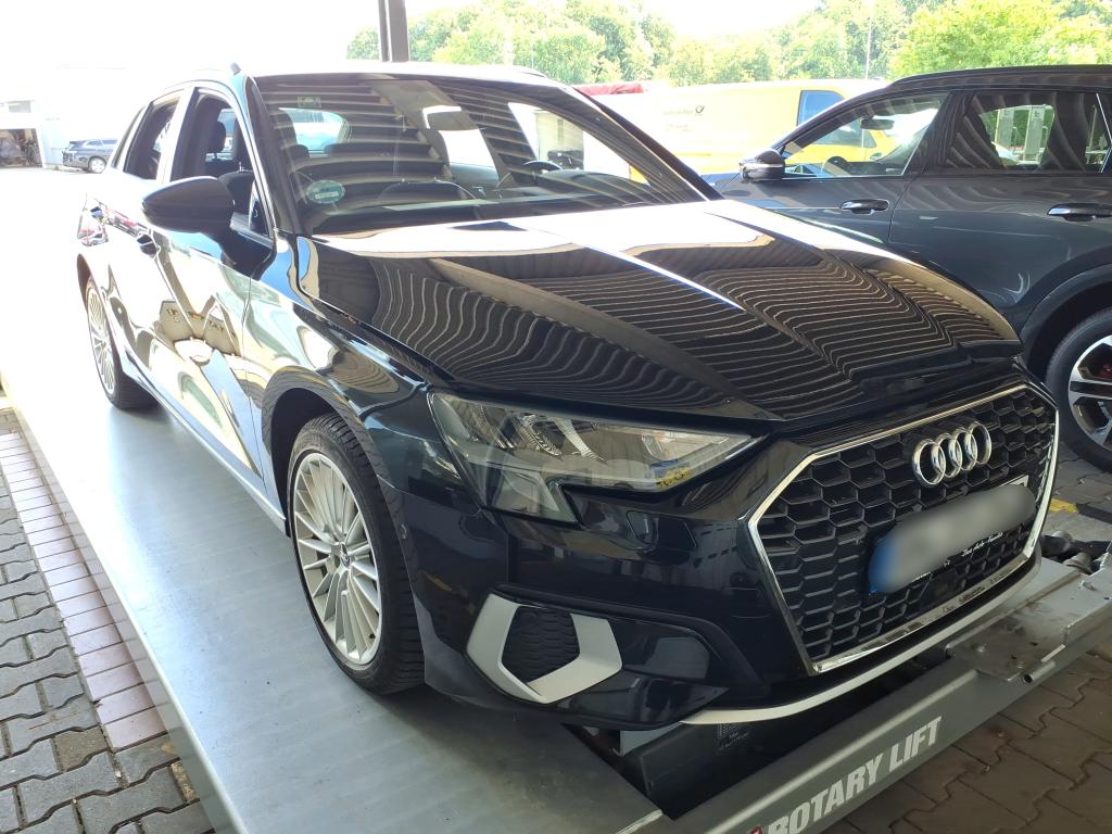 Audi A3 Sportback 35 TDI Advanced - Diesel - Automatic - 150 hp - 64.732 km