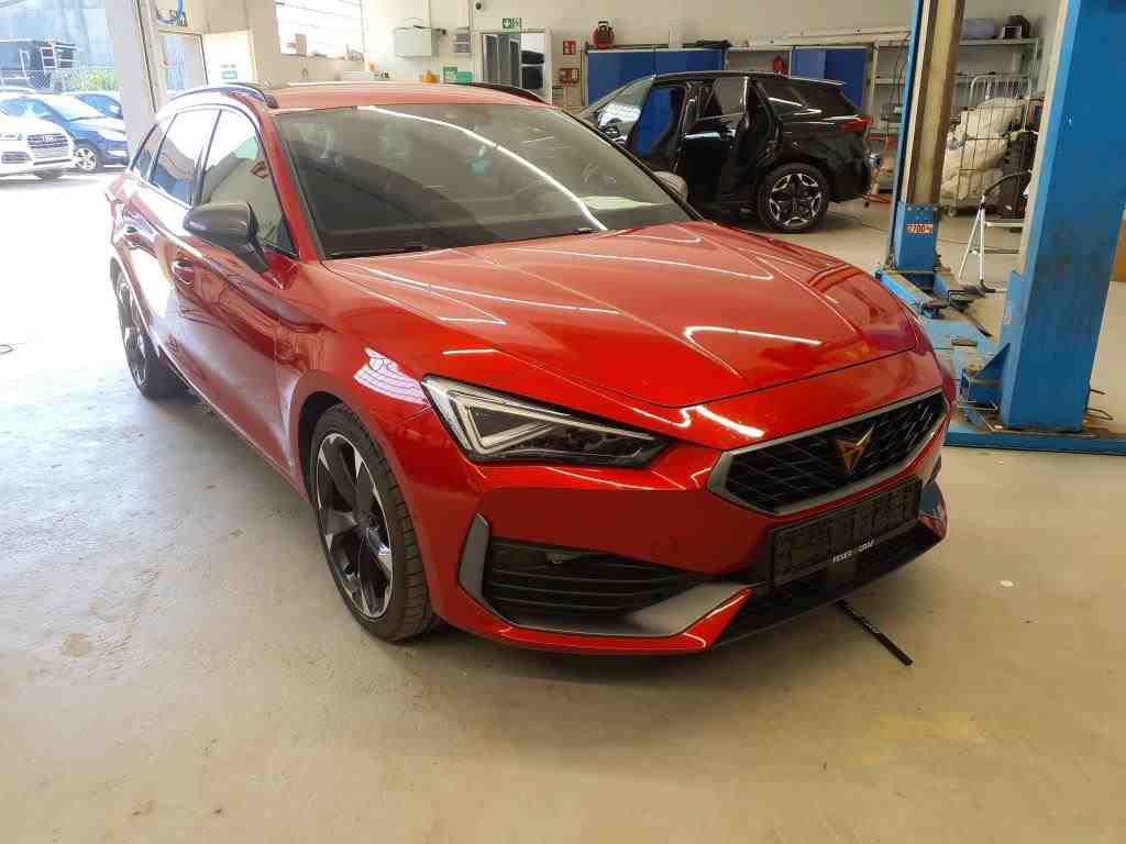 Cupra Leon Sportstourer 2.0 TSI - Petrol - Automatic - 245 hp - 37.853 km