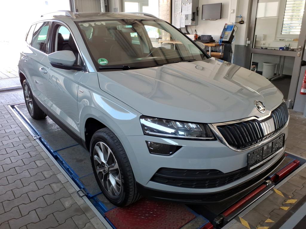 Skoda Karoq 1.5 TSI Clever - Petrol - Automatic - 150 hp - 43.616 km