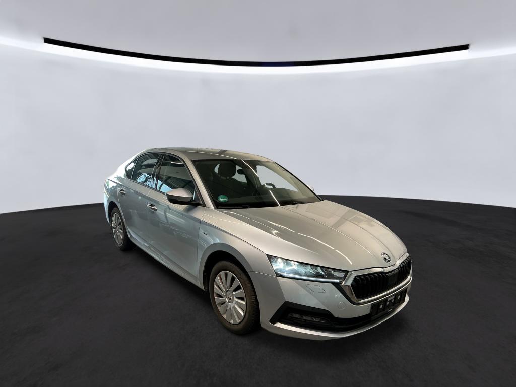 Skoda Octavia 1.5 TSI Clever - Petrol - Automatic - 150 hp - 15.692 km