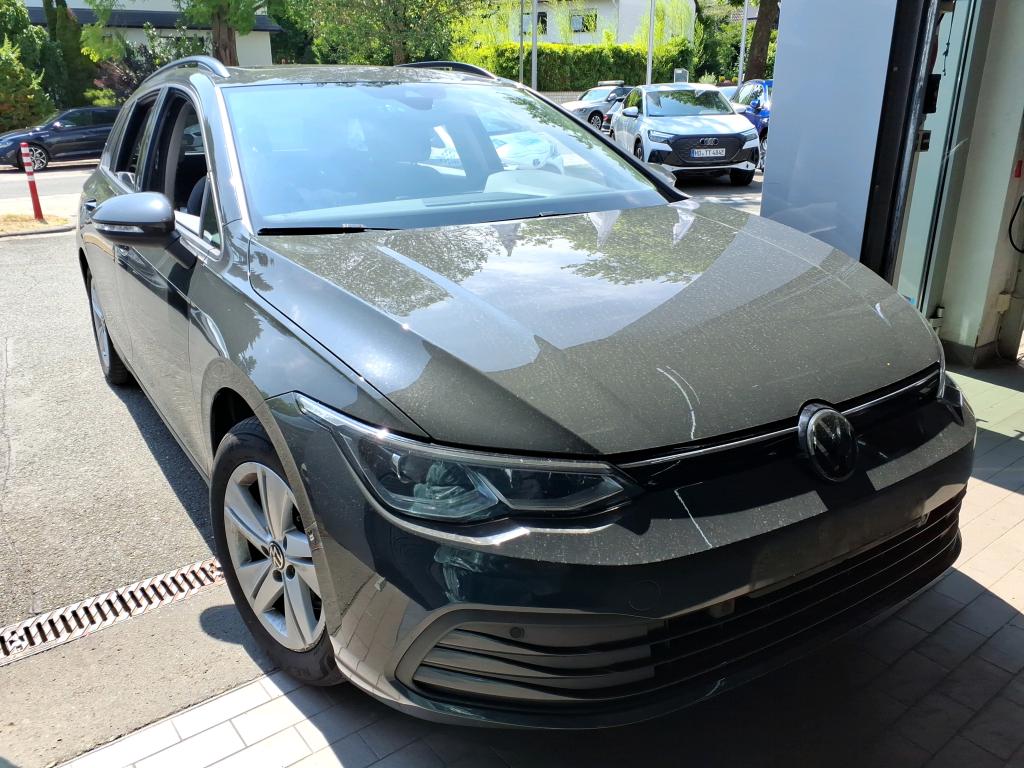 Volkswagen Golf Variant 2.0 TDI Life - Diesel - Automatic - 150 hp - 88.513 km