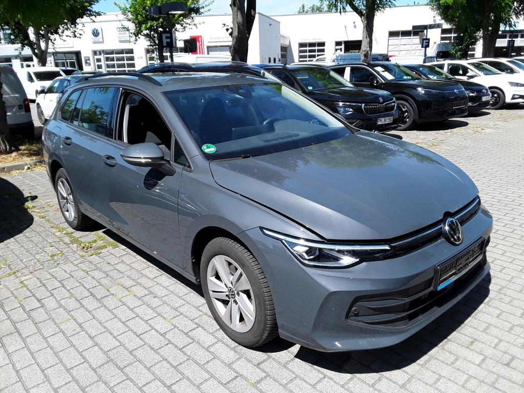 Volkswagen Golf Variant 1.5 TSI Life - Petrol - Manual - 116 hp - 21.512 km