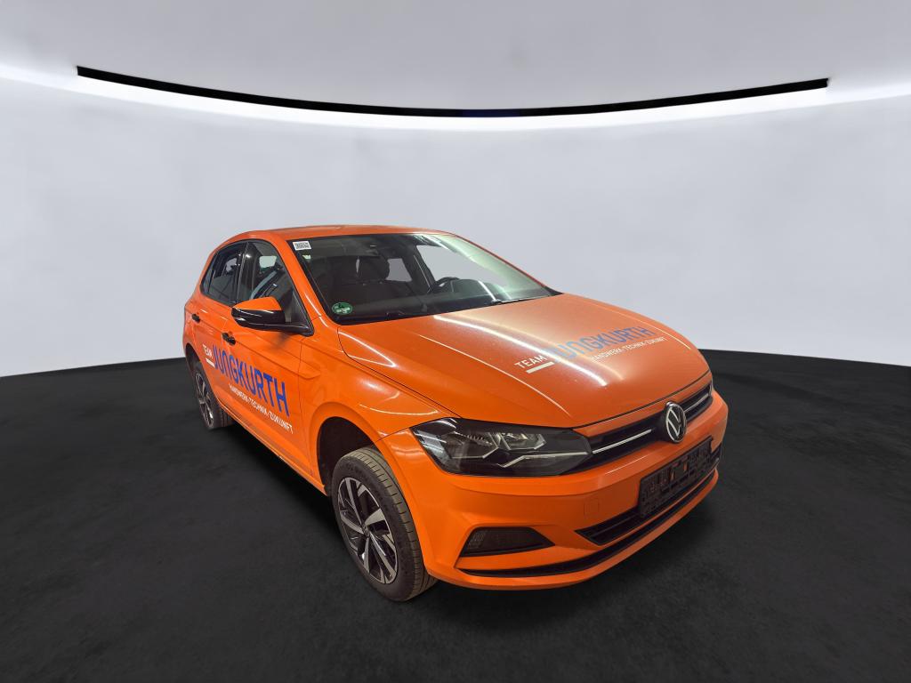 Volkswagen Polo 1.0 TSI Active - Petrol - Manual - 95 hp - 48.710 km