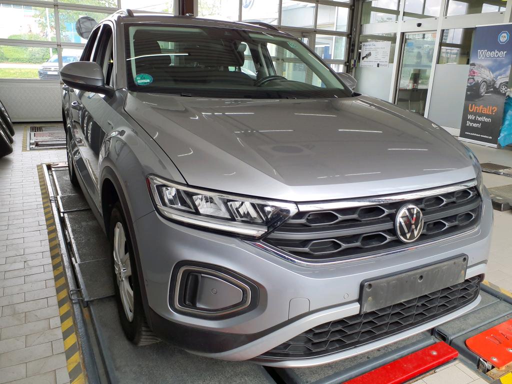 Volkswagen T-ROC 1.0 TSI Life - Petrol - Manual - 110 hp - 51.040 km