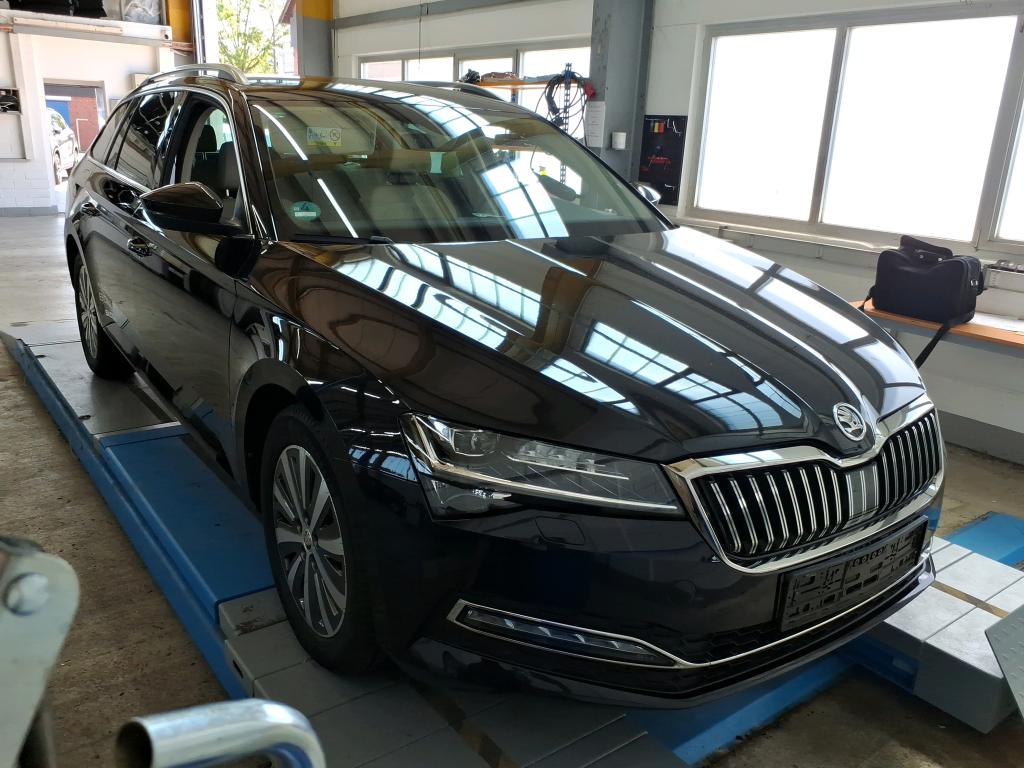 Skoda Superb Combi 2.0 TDI Style - Diesel - Automatic - 150 hp - 56.153 km