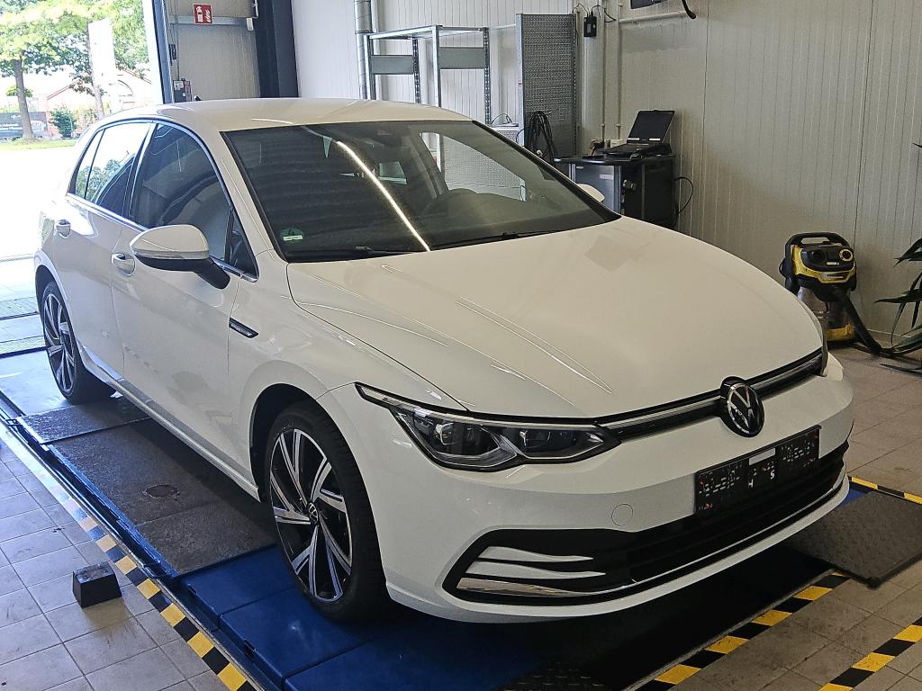 Volkswagen Golf 1.5 TSI Style - Petrol - Manual - 130 hp - 13.151 km