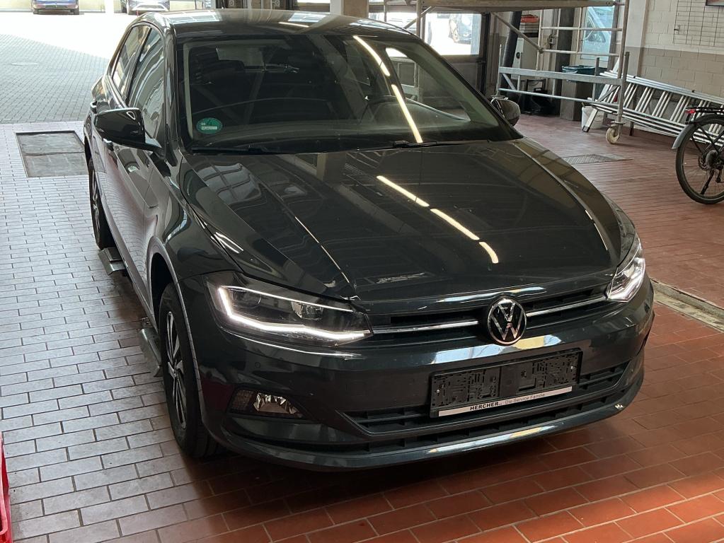 Volkswagen Polo 1.0 Active - Petrol - Manual - 80 hp - 32.322 km