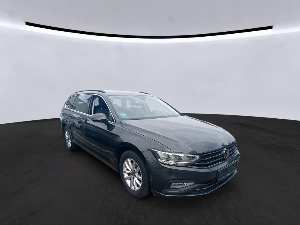 Volkswagen Passat Variant 1.5 TSI Business - Petrol - Automatic - 150 hp - 37.172 km