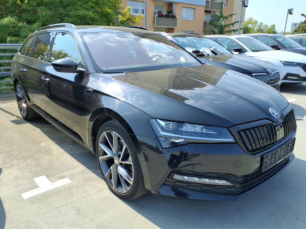 Skoda Superb Combi 2.0 TDI Sportline - Diesel - Automatic - 200 hp - 155.671 km