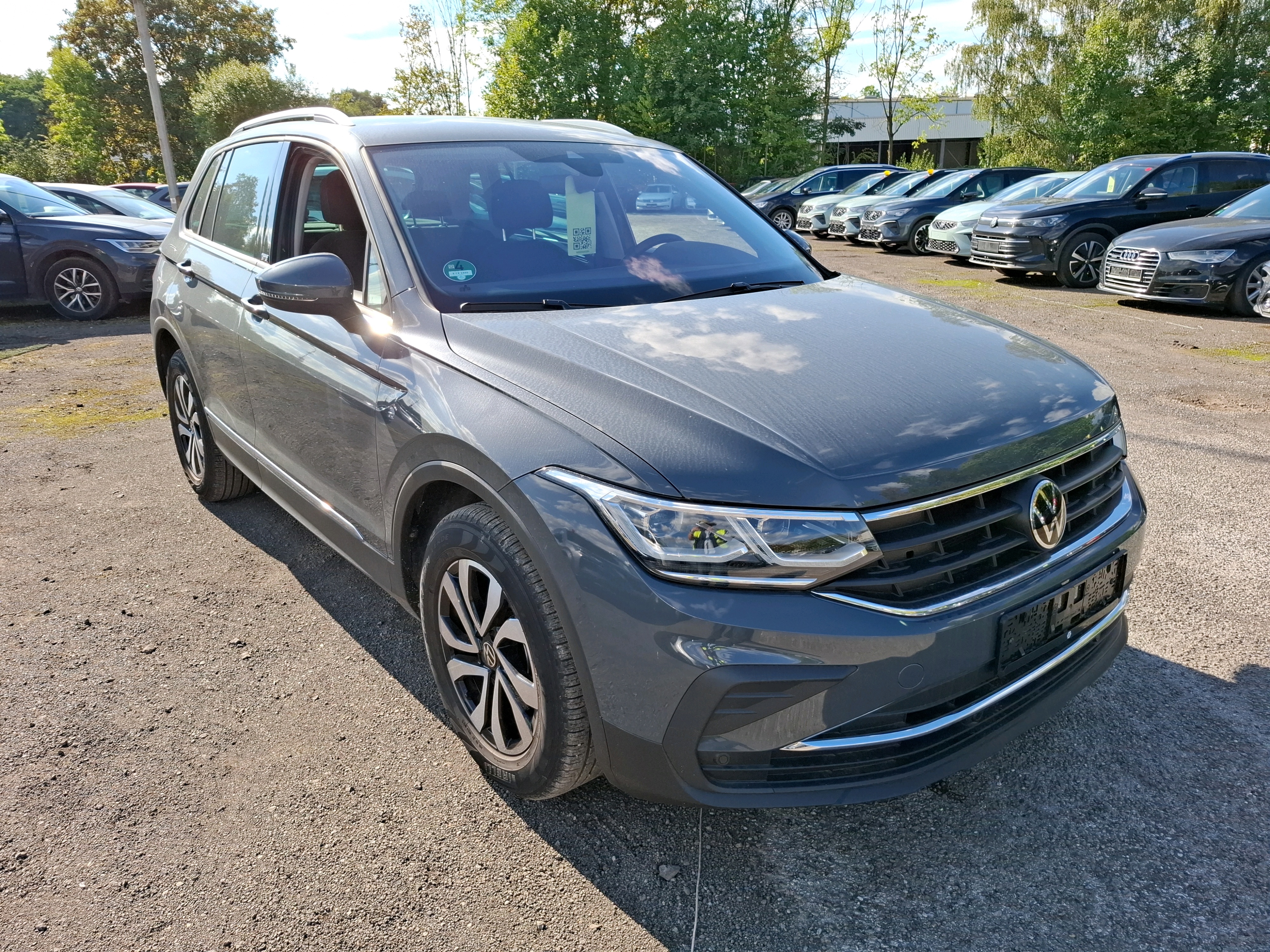 Volkswagen Tiguan 1.5 TSI Life - Petrol - Automatic - 150 hp - 20.315 km