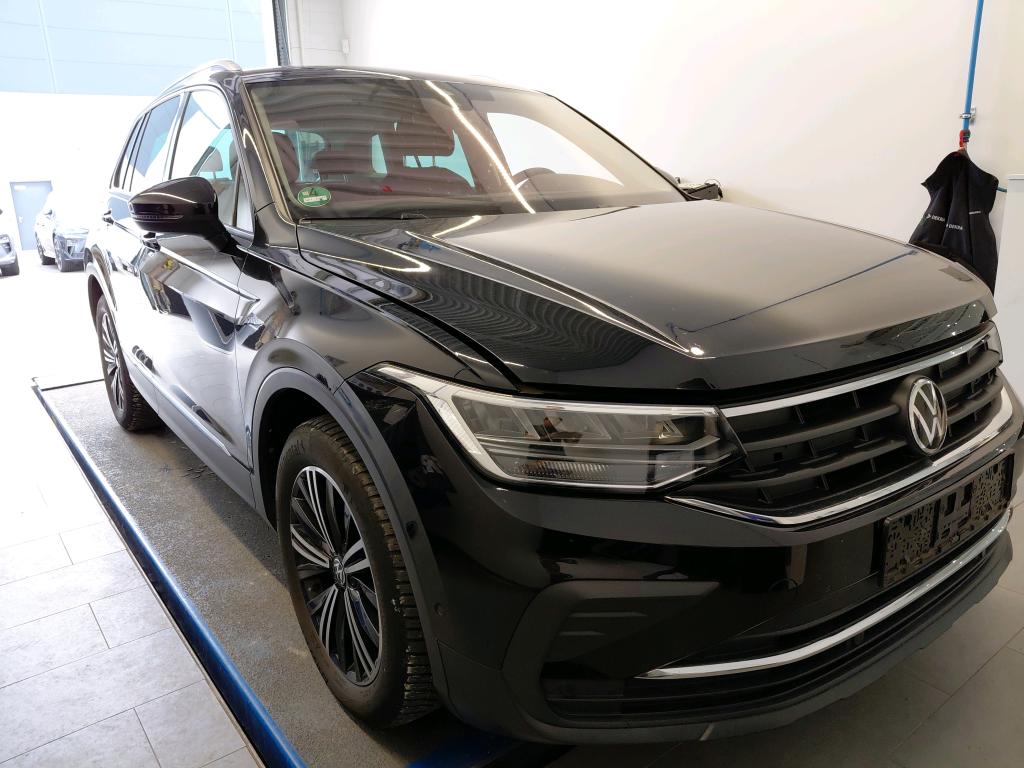 Volkswagen Tiguan 1.5 TSI Life - Petrol - Manual - 130 hp - 36.072 km
