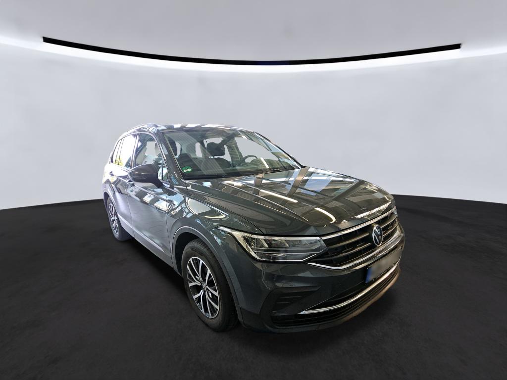 Volkswagen Tiguan 1.5 TSI Life - Petrol - Manual - 150 hp - 49.098 km