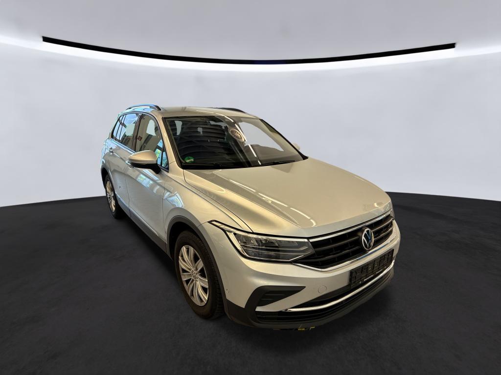 Volkswagen Tiguan 2.0 TDI Life - Diesel - Manual - 122 hp - 92.635 km