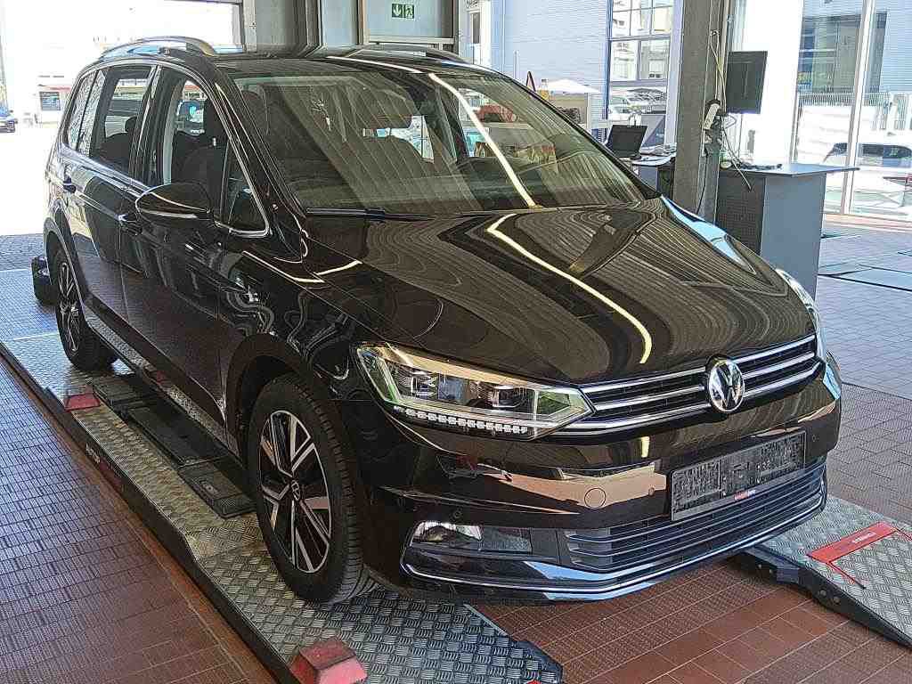 Volkswagen Touran 1.5 TSI Highline - Petrol - Manual - 150 hp - 68.047 km