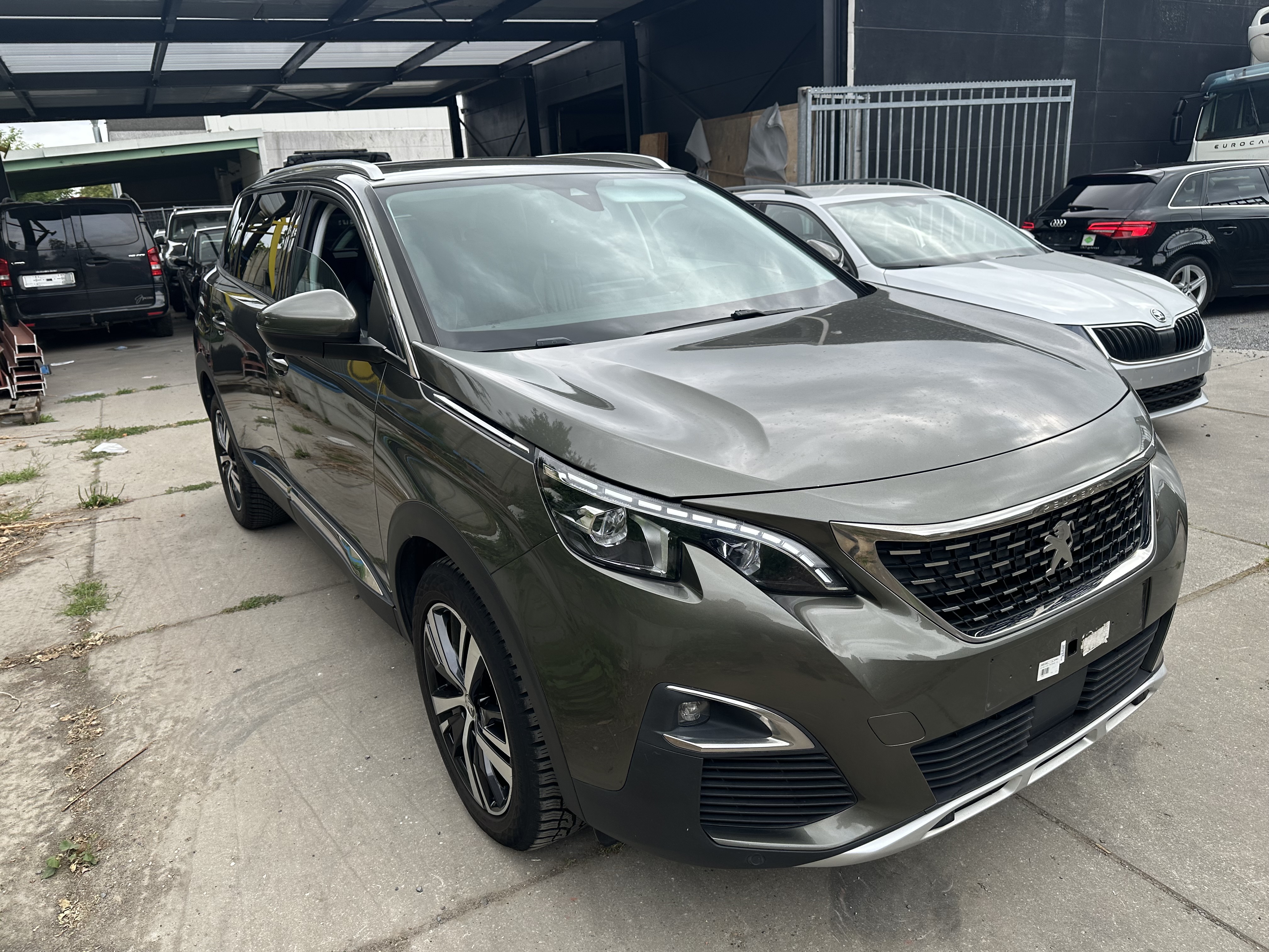 Peugeot 5008 1.5 HDI Allure - Diesel - Manual - 130 hp - 125.757 km