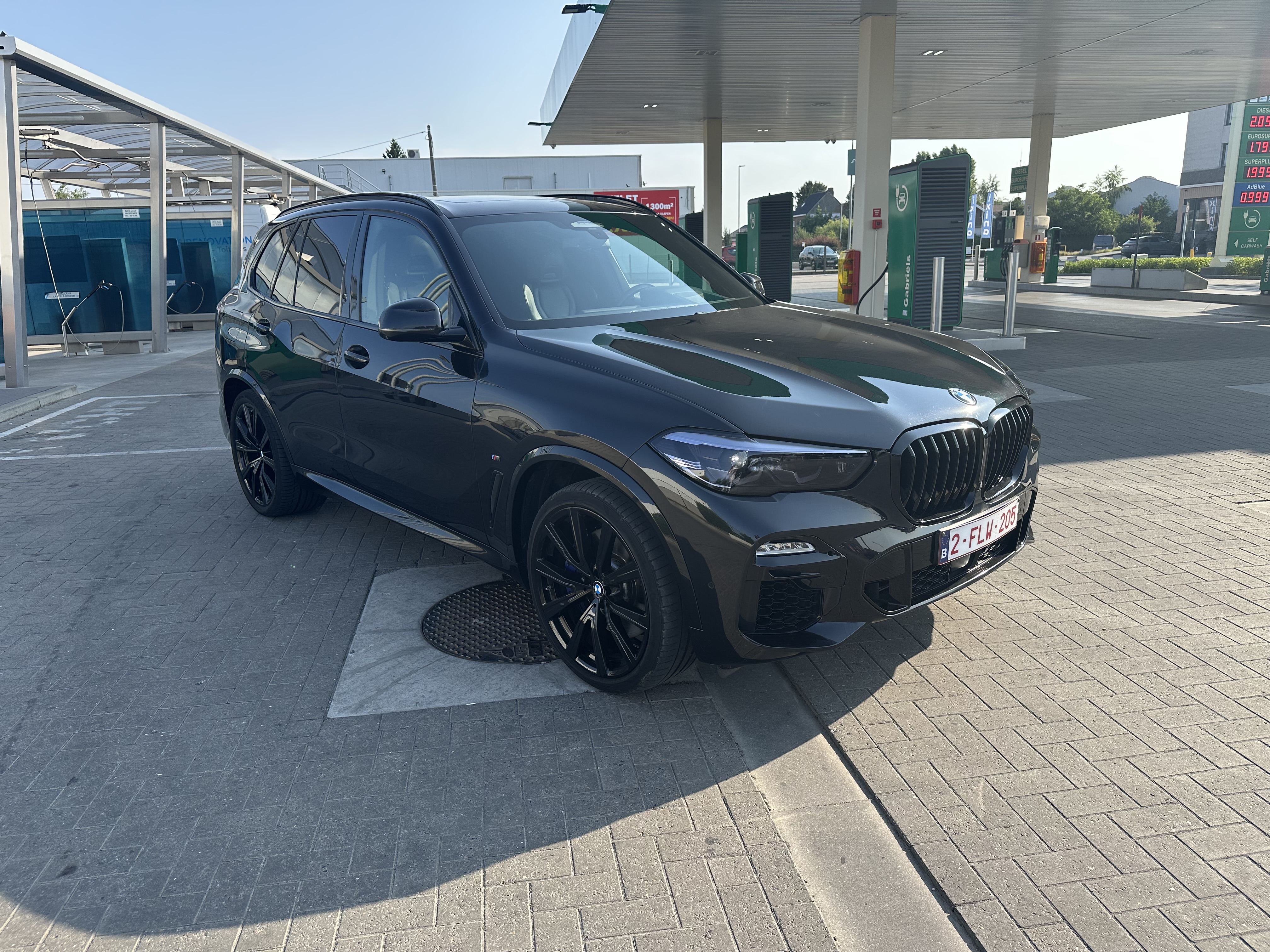 BMW X5 M 50d - xDrive - Diesel - Automatic - 400 hp - 139.519 km