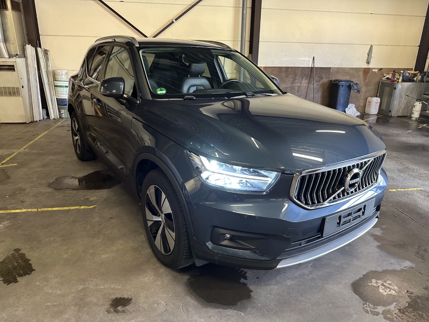 Volvo XC40 1.5 T5 Inscription - Hybrid - Automatic - 180 hp - 139.140 km
