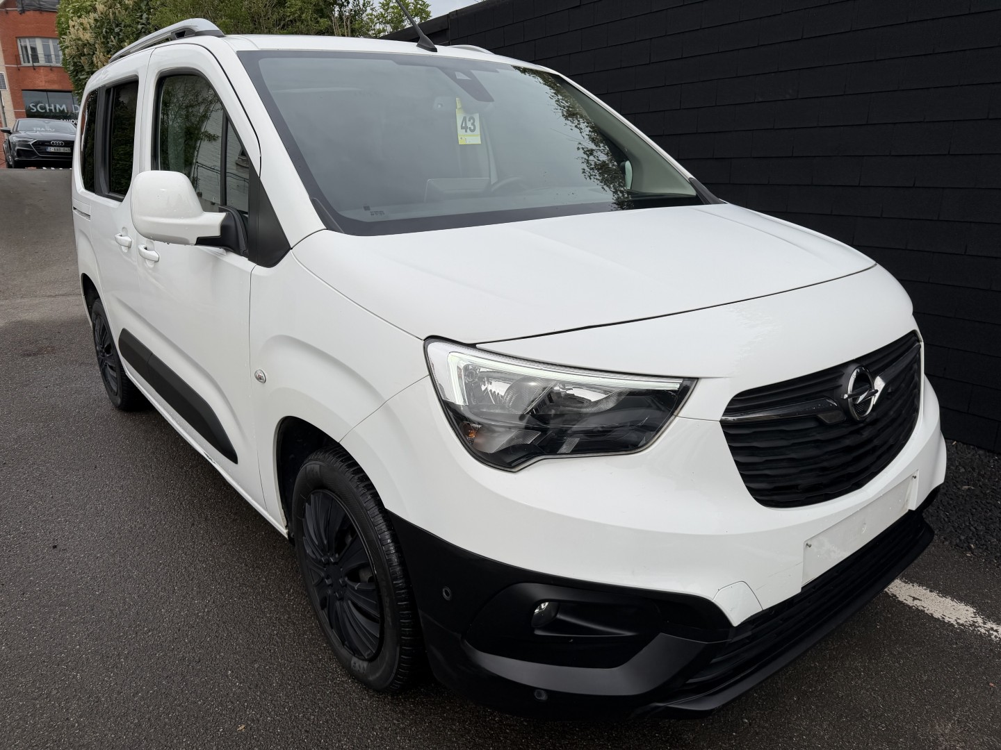Opel Combo 1.5d - Diesel - Automatic - 130 hp - 142.264 km