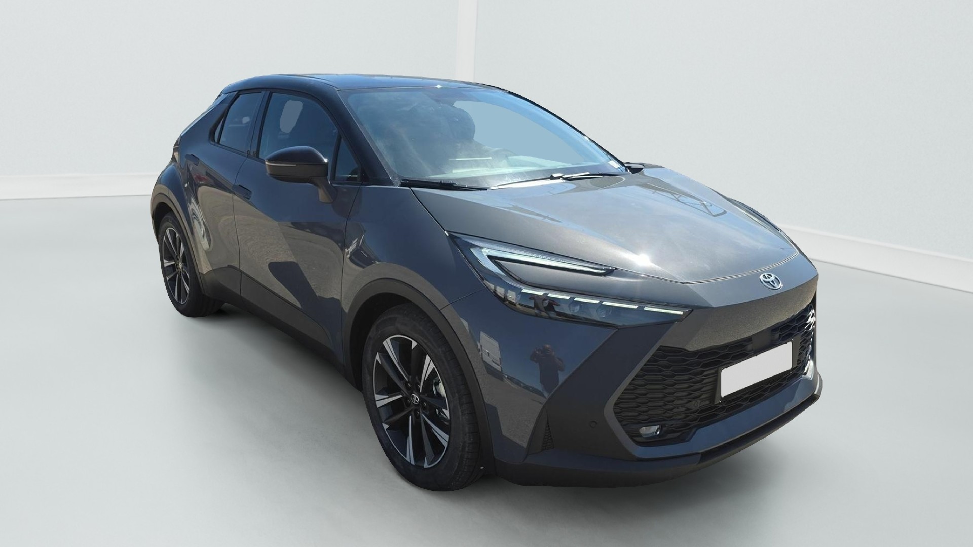 Toyota C-HR 1.8 Design - Hybrid - Automatic - 98 hp - 50 km