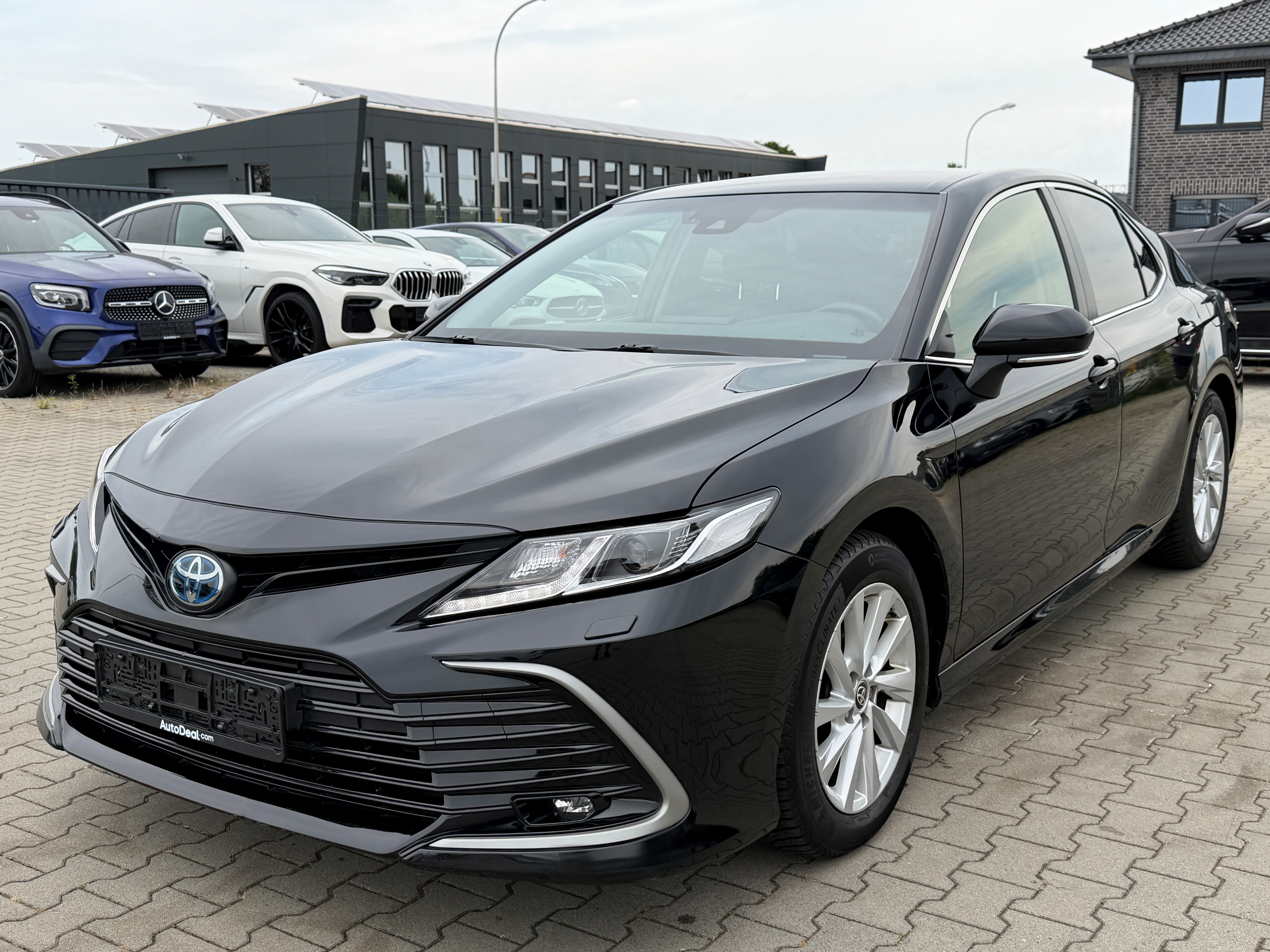 Toyota Camry 2.5 Business - Hybrid - Automatic - 217 hp - 117.369 km