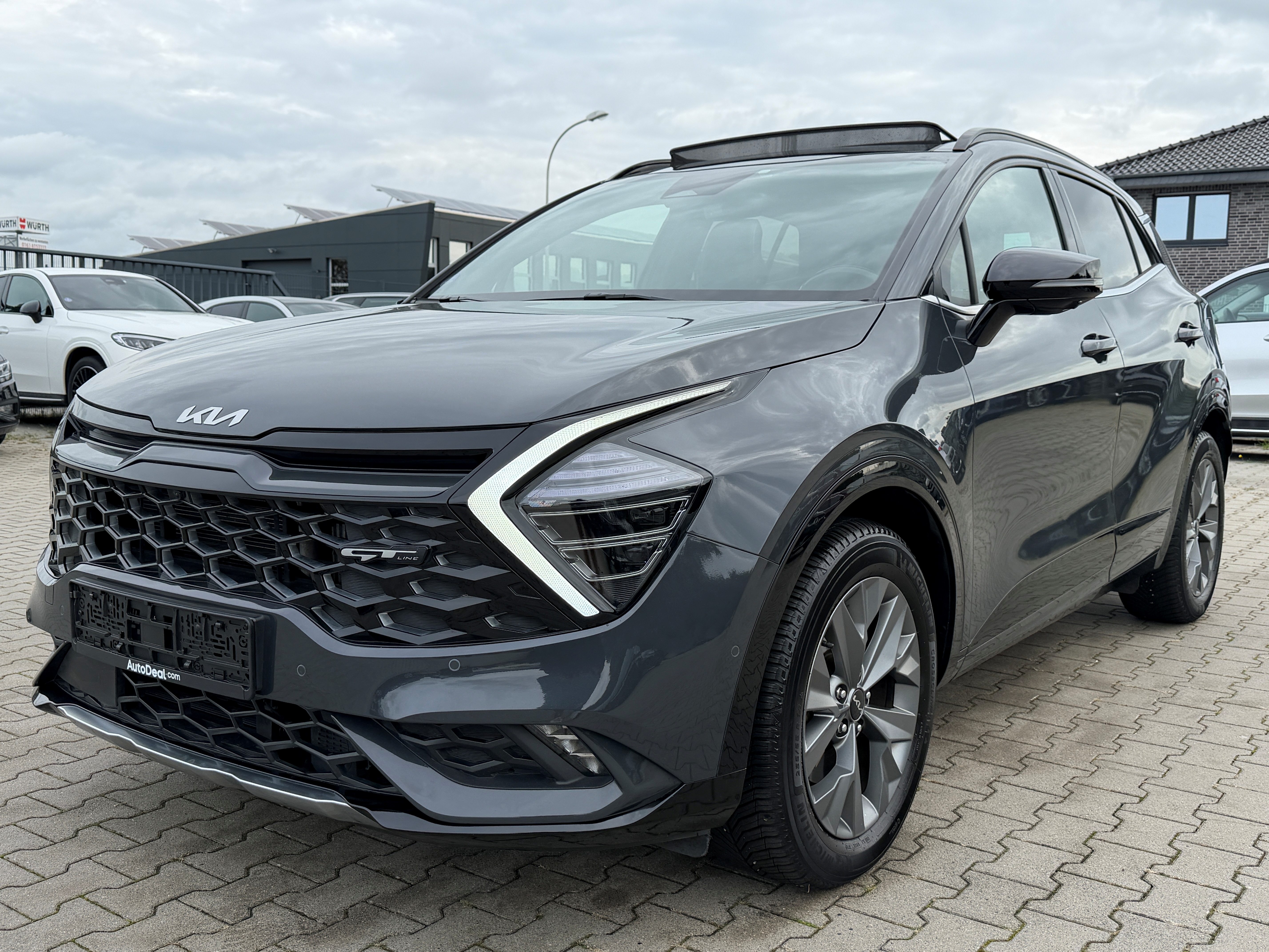 Kia Sportage 1.6 T-GDI GT Line - Hybrid - Automatic - 215 hp - 105.936 km