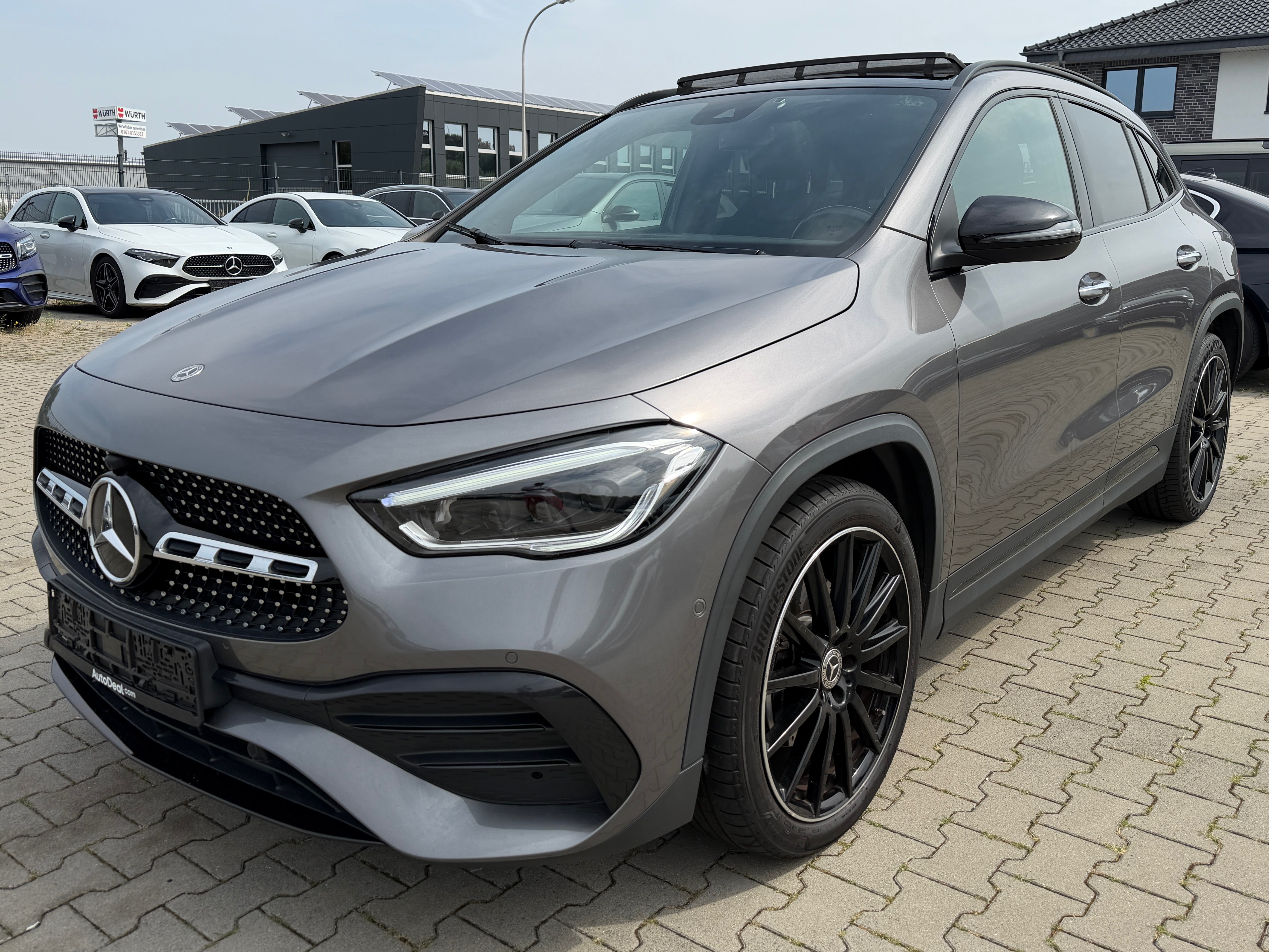 Mercedes-Benz GLA 250e AMG Line - Hybrid - Automatic - 217 hp - 156.782 km