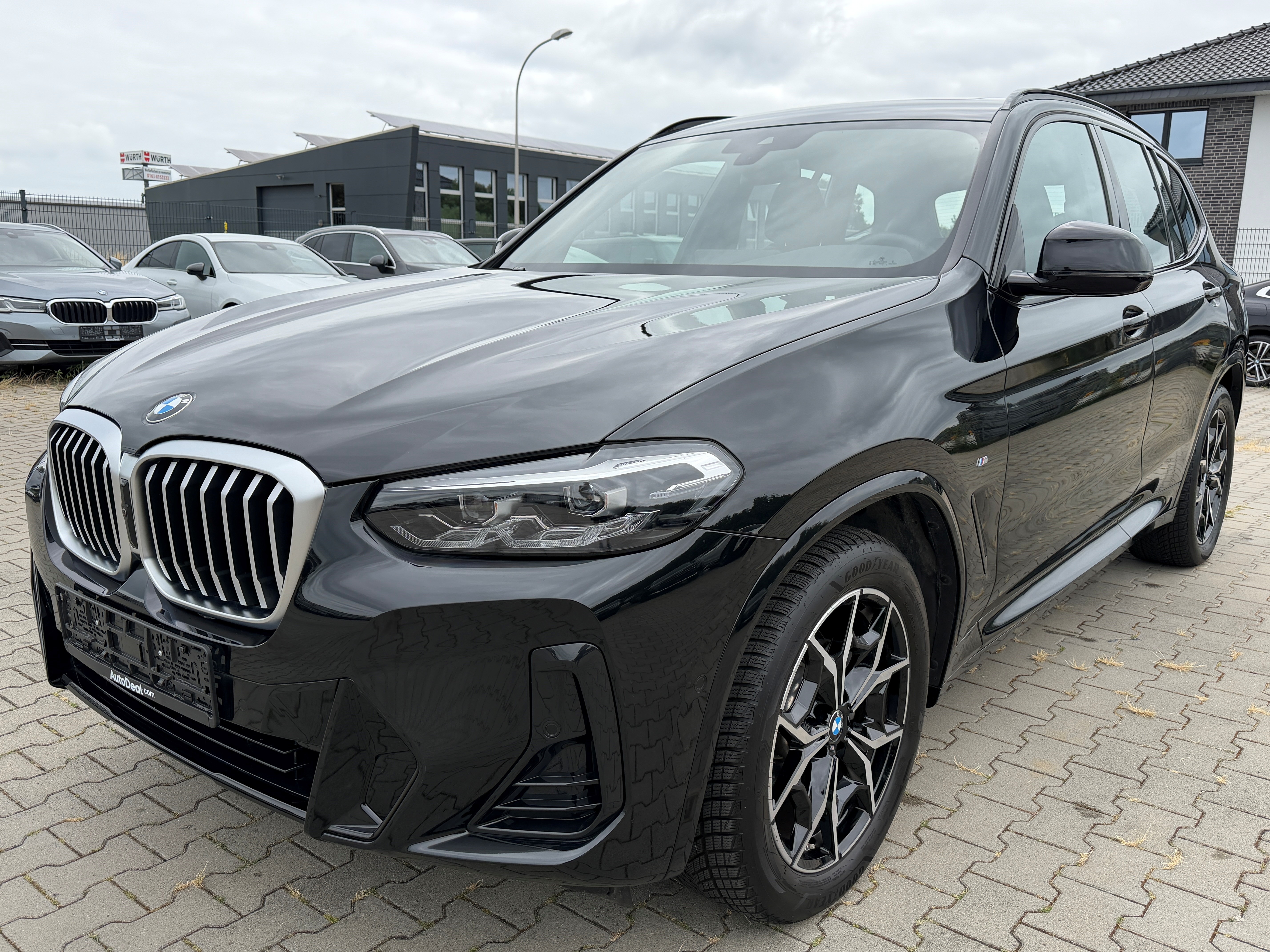 BMW X3 20i M Sport - xDrive - Petrol - Automatic - 184 hp - 17.303 km