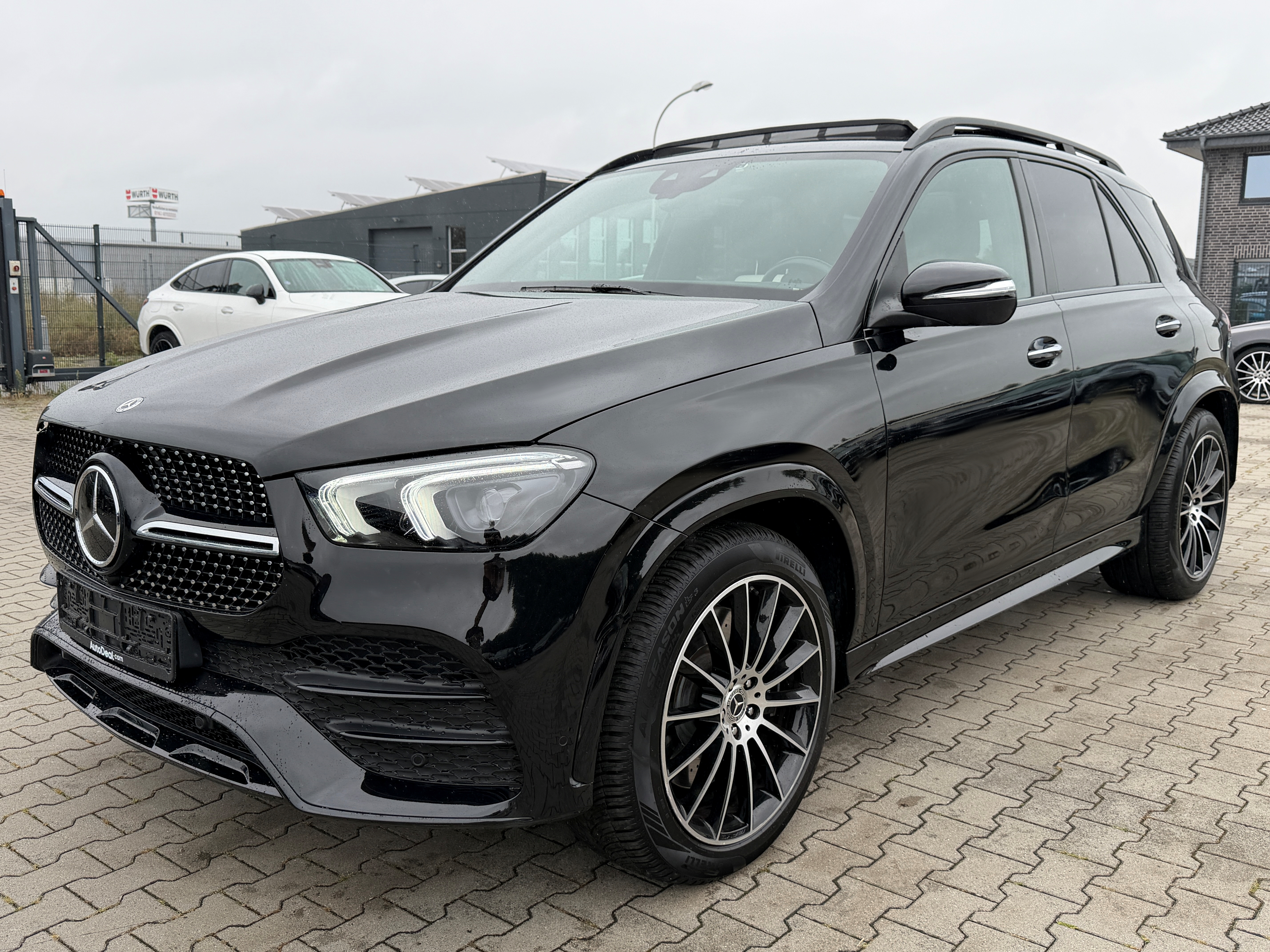 Mercedes-Benz GLE 350de AMG Line - 4-Matic - Hybrid - Automatic - 319 hp - 112.352 km