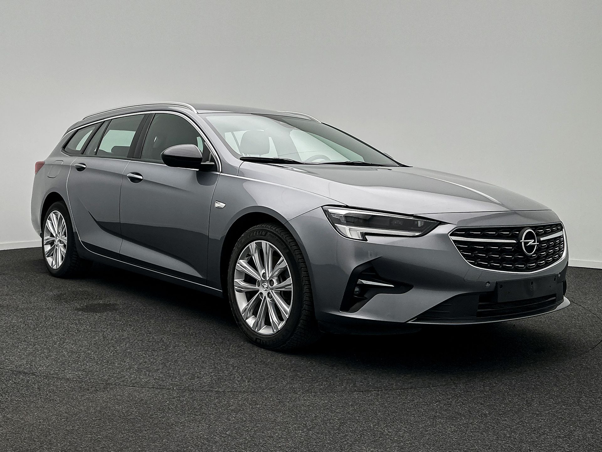 Opel Insignia Sports Tourer 1.5 Business Elegance - Diesel - Manual - 122 hp - 134.290 km