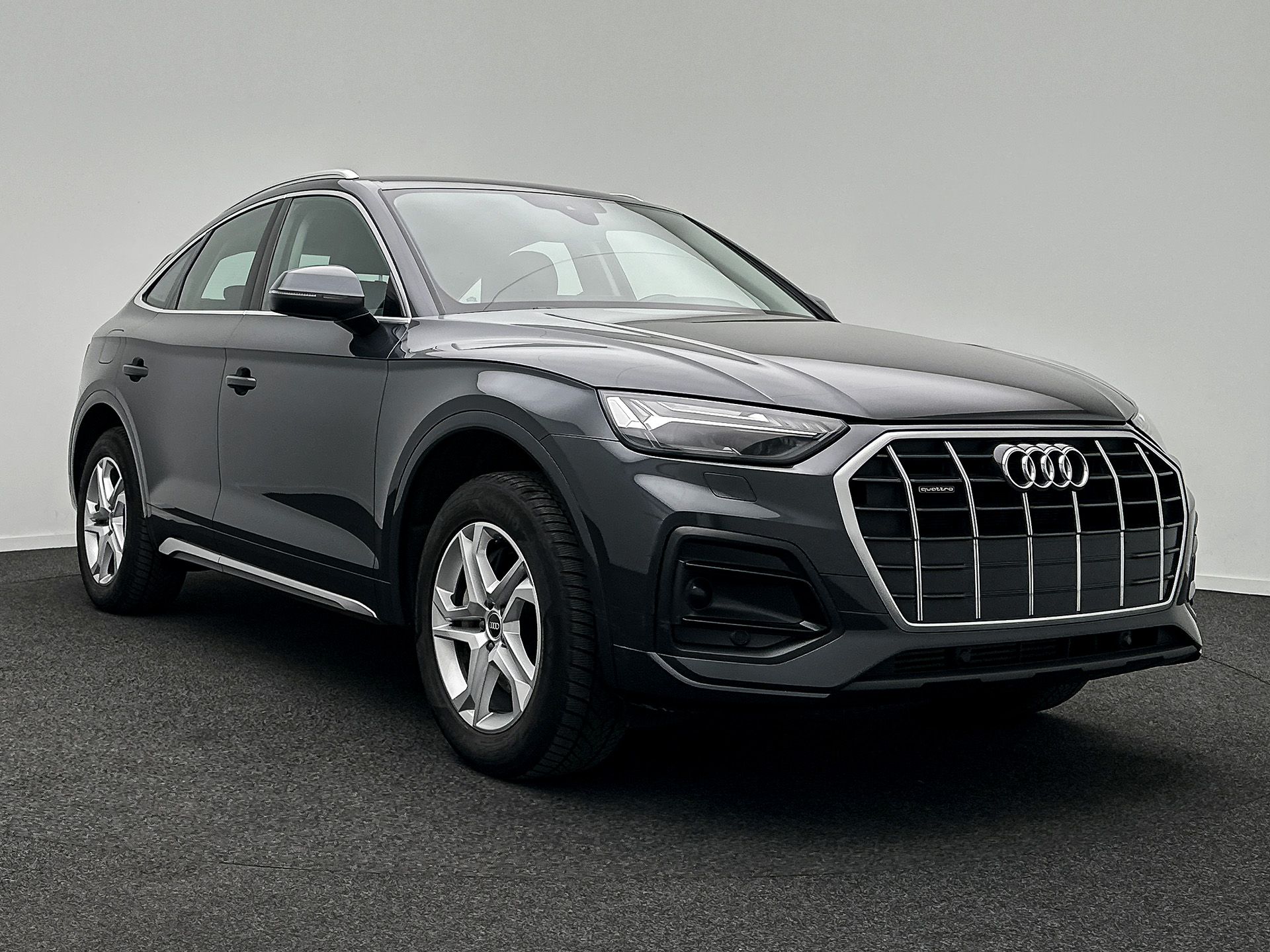 Audi Q5 Sportback 2.0 TFSIe Advanced - Quattro - Hybrid - Automatic - 265 hp - 164.149 km