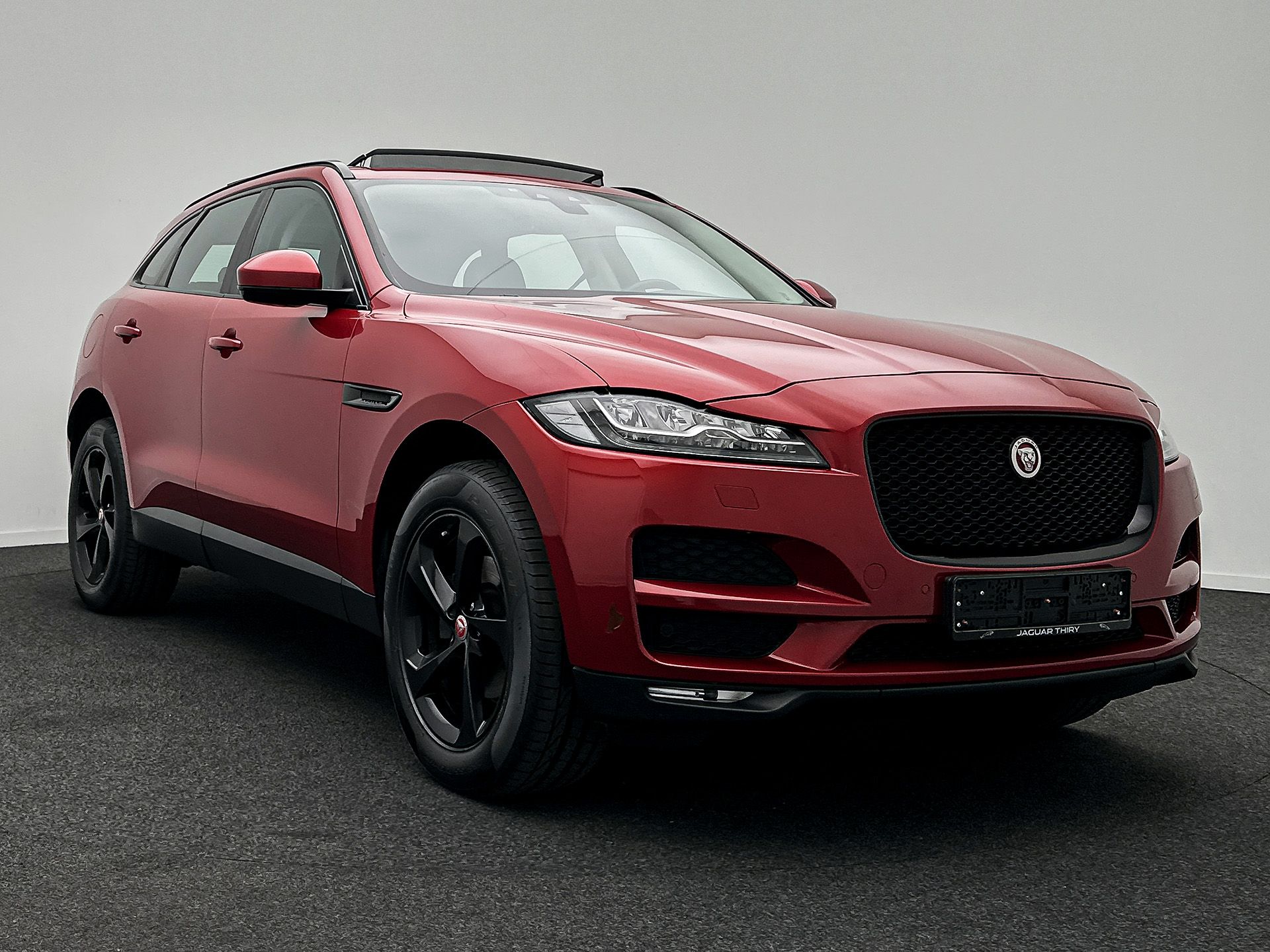 Jaguar F-Pace 2.0d Prestige - AWD - Diesel - Automatic - 180 hp - 149.112 km