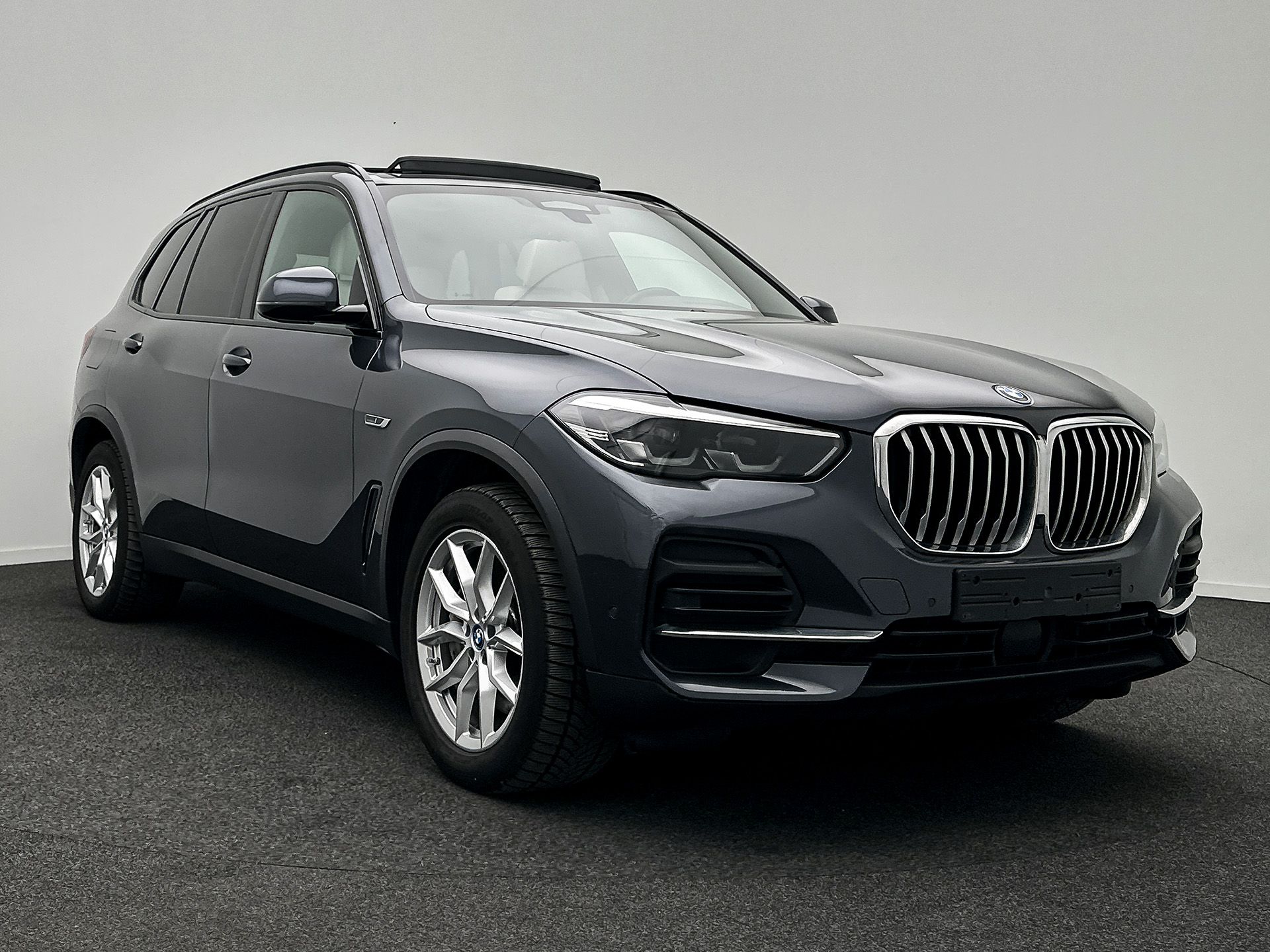 BMW X5 45e - xDrive - Hybrid - Automatic - 211 hp - 162.049 km