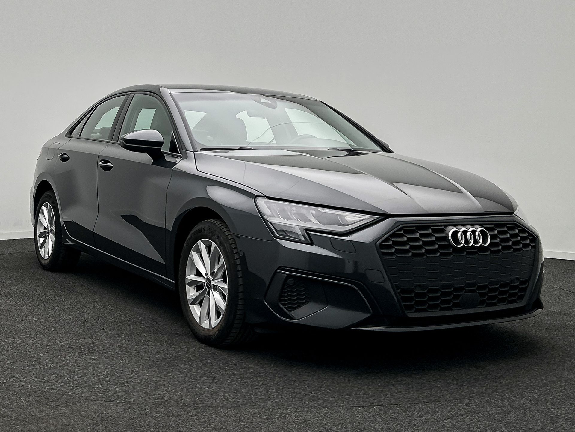 Audi A3 2.0 TDI Attraction - Diesel - Automatic - 116 hp - 110.635 km