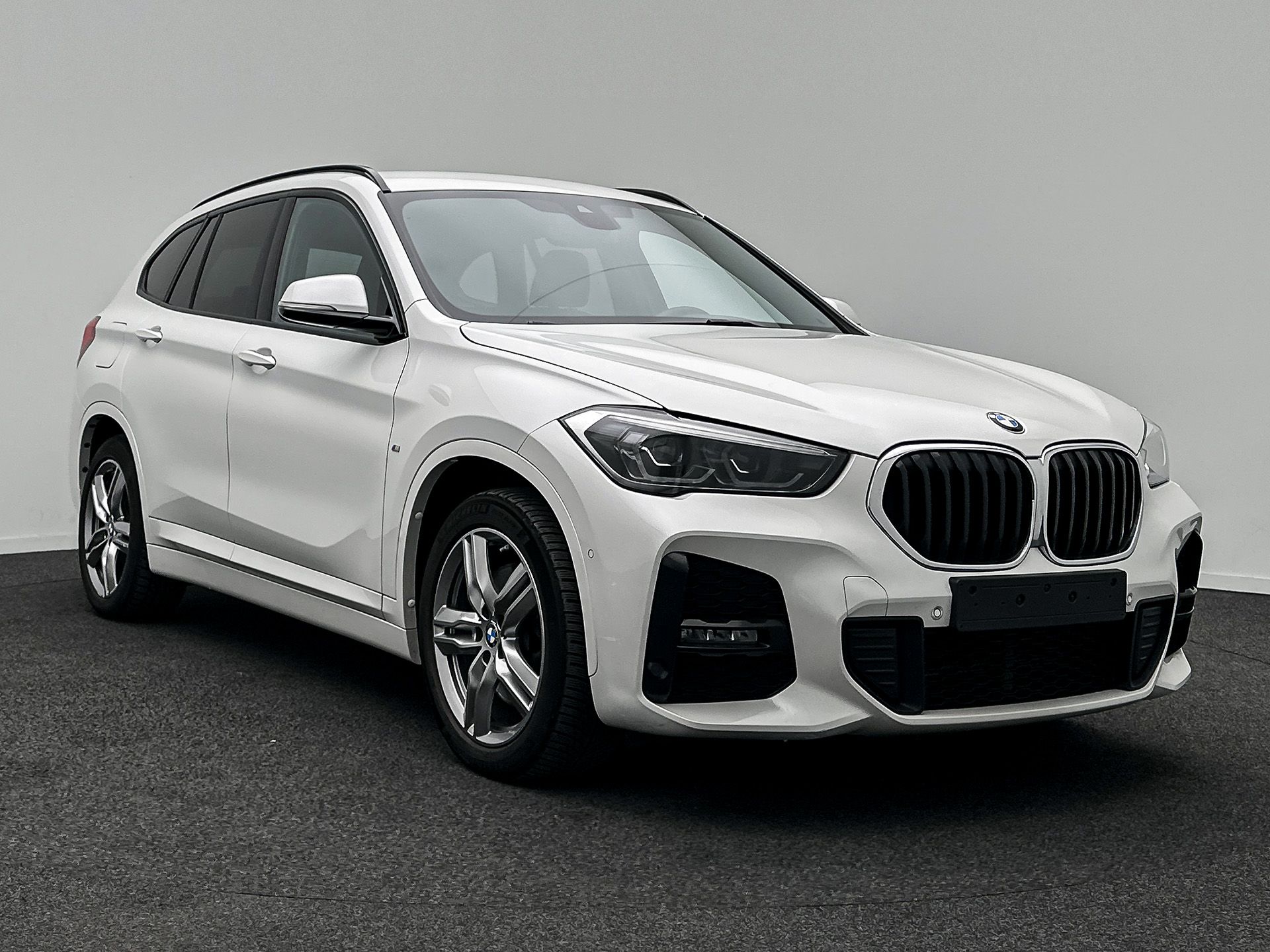 BMW X1 25e M Sport - xDrive - Hybrid - Automatic - 125 hp - 125.003 km